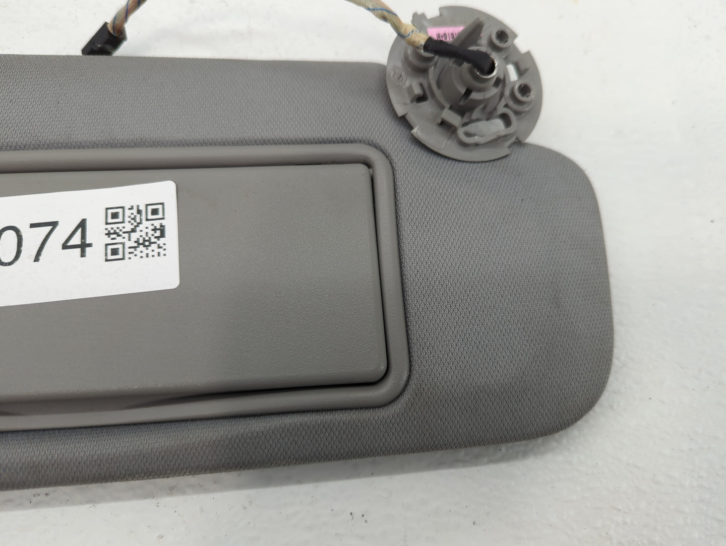 2016-2021 Chevrolet Malibu Sun Visor Shade Replacement Driver Left Mirror Fits Fits 2016 2017 2018 2019 2020 2021 OEM Used A