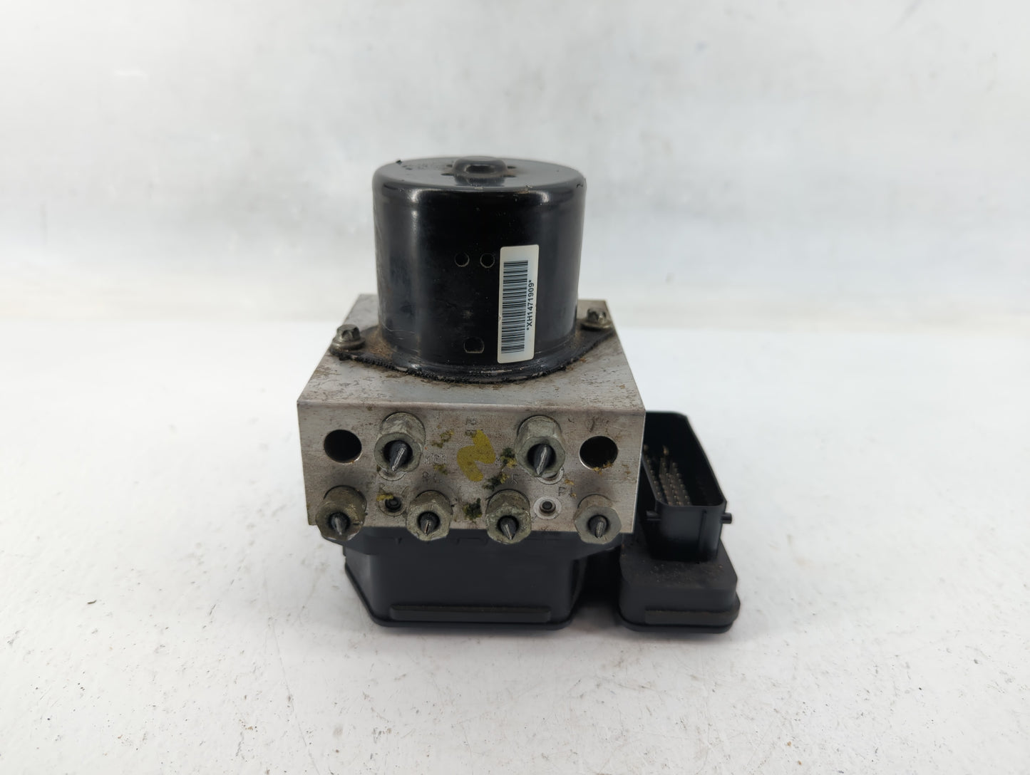 2013-2016 Chevrolet Malibu ABS Pump Control Module Replacement P/N:22971448 Fits Fits 2012 2013 2014 2015 2016 OEM Used Auto