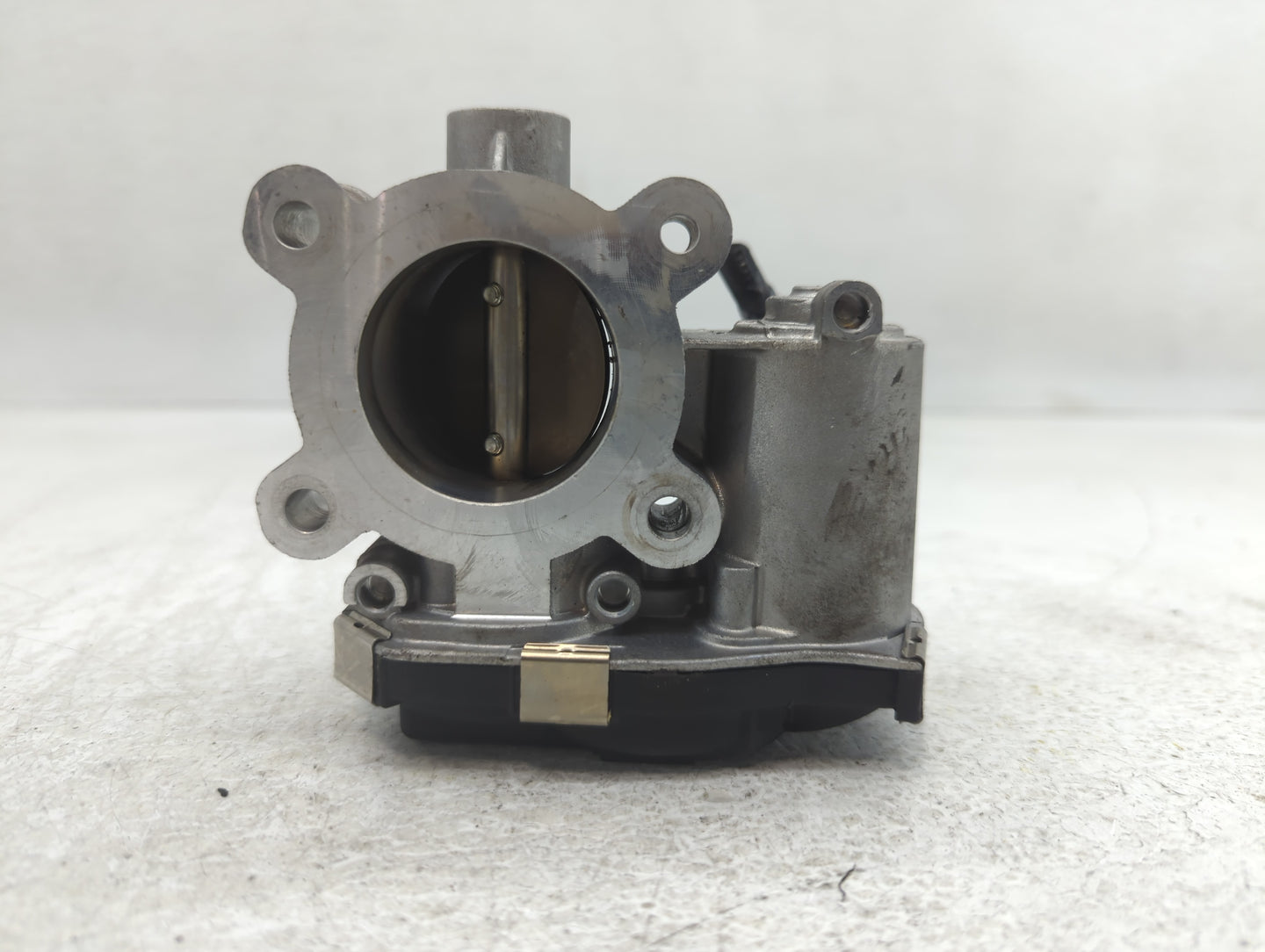2016-2021 Chevrolet Malibu Throttle Body P/N:12659491BA Fits Fits 2016 2017 2018 2019 2020 2021 2022 OEM Used Auto Parts - O