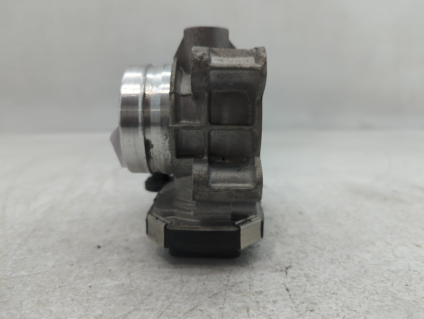 2016-2021 Chevrolet Malibu Throttle Body P/N:12659491BA Fits Fits 2016 2017 2018 2019 2020 2021 2022 OEM Used Auto Parts - O