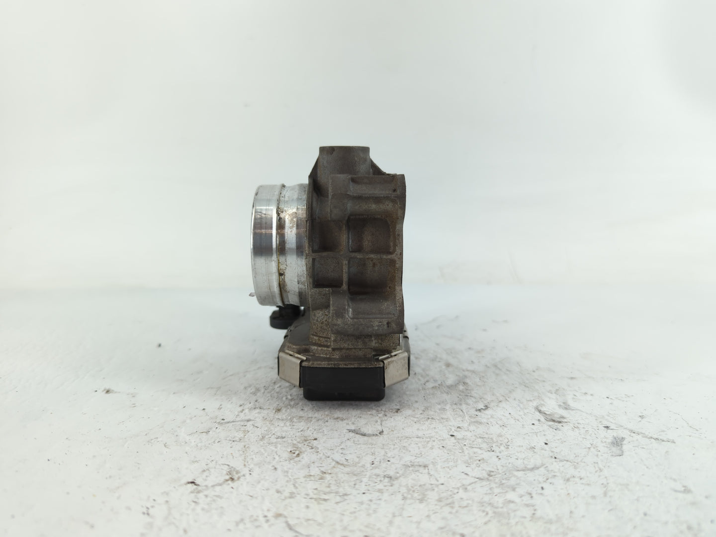2016-2021 Chevrolet Malibu Throttle Body P/N:12659491BA Fits Fits 2016 2017 2018 2019 2020 2021 2022 OEM Used Auto Parts - O