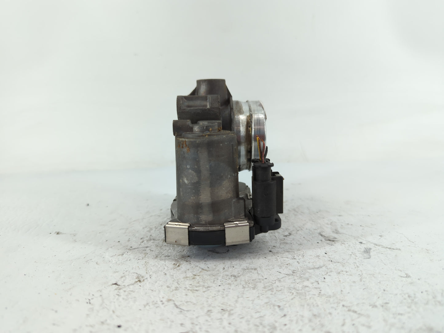 2016-2021 Chevrolet Malibu Throttle Body P/N:12659491BA Fits Fits 2016 2017 2018 2019 2020 2021 2022 OEM Used Auto Parts - O