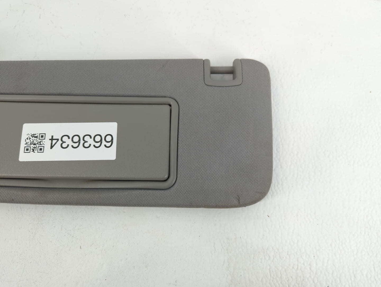 2016-2021 Chevrolet Malibu Sun Visor Shade Replacement Driver Left Mirror Fits Fits 2016 2017 2018 2019 2020 2021 OEM Used A