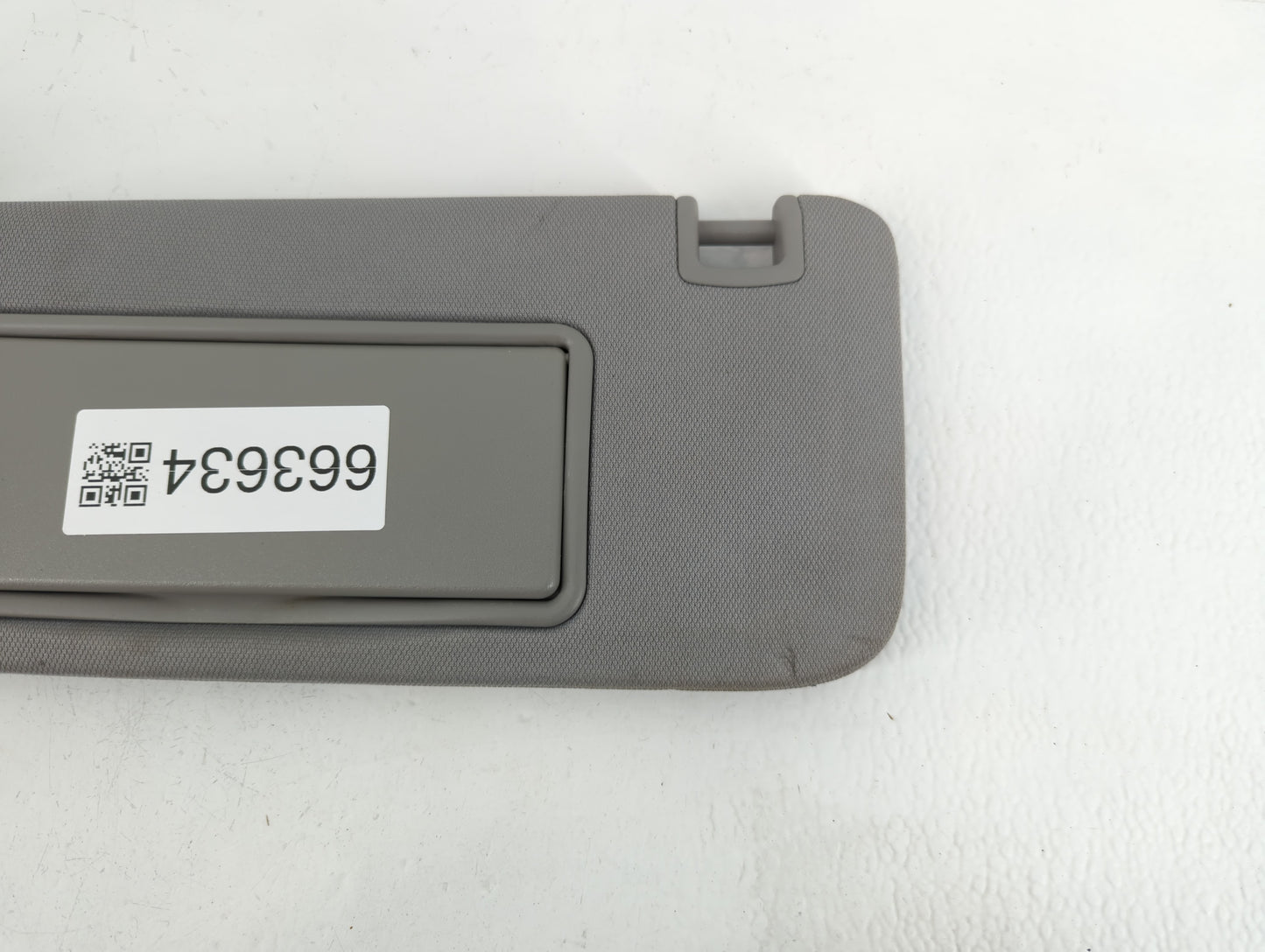 2016-2021 Chevrolet Malibu Sun Visor Shade Replacement Driver Left Mirror Fits Fits 2016 2017 2018 2019 2020 2021 OEM Used A