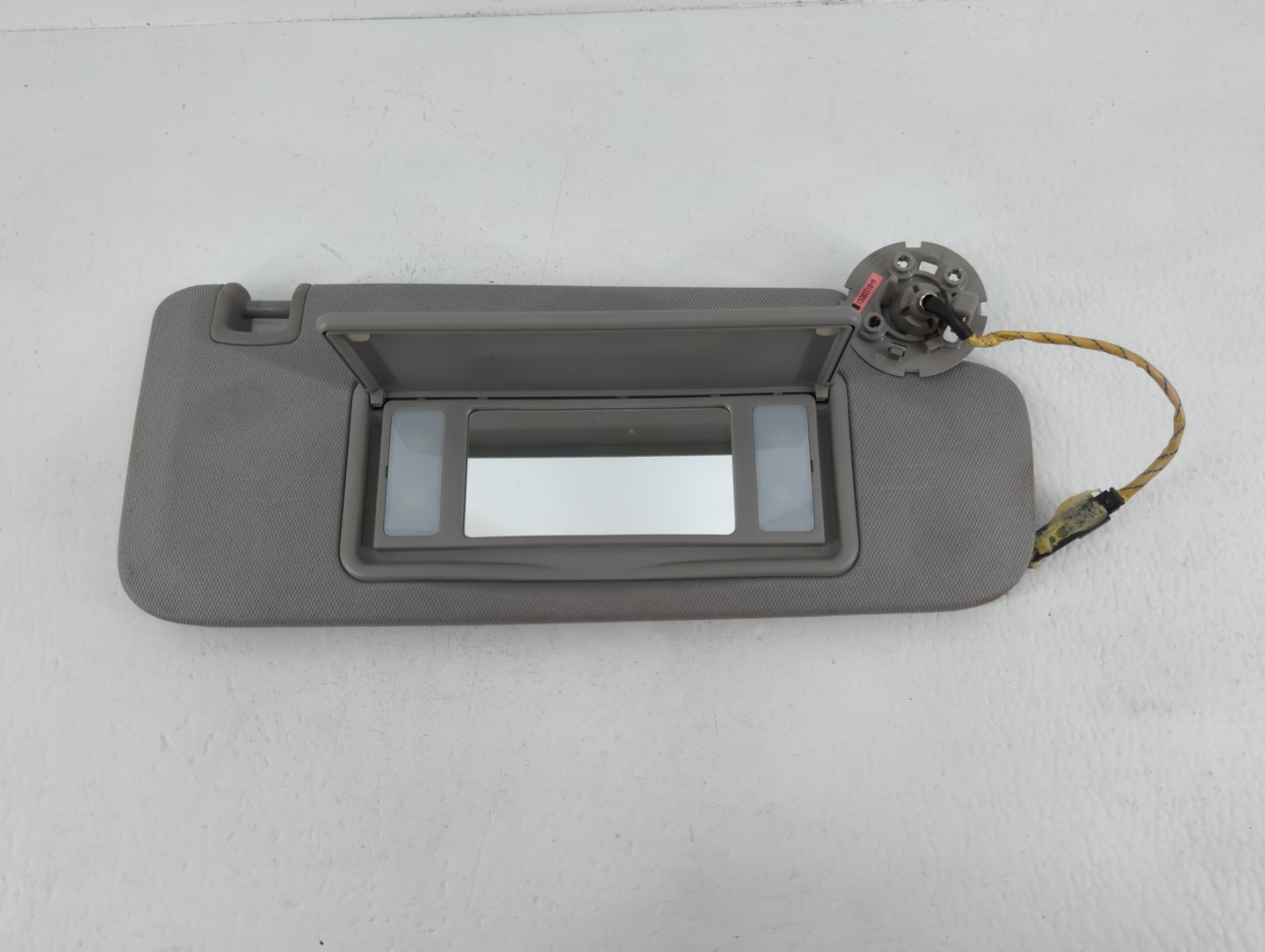 2016-2021 Chevrolet Malibu Sun Visor Shade Replacement Passenger Right Mirror Fits Fits 2016 2017 2018 2019 2020 2021 OEM Us