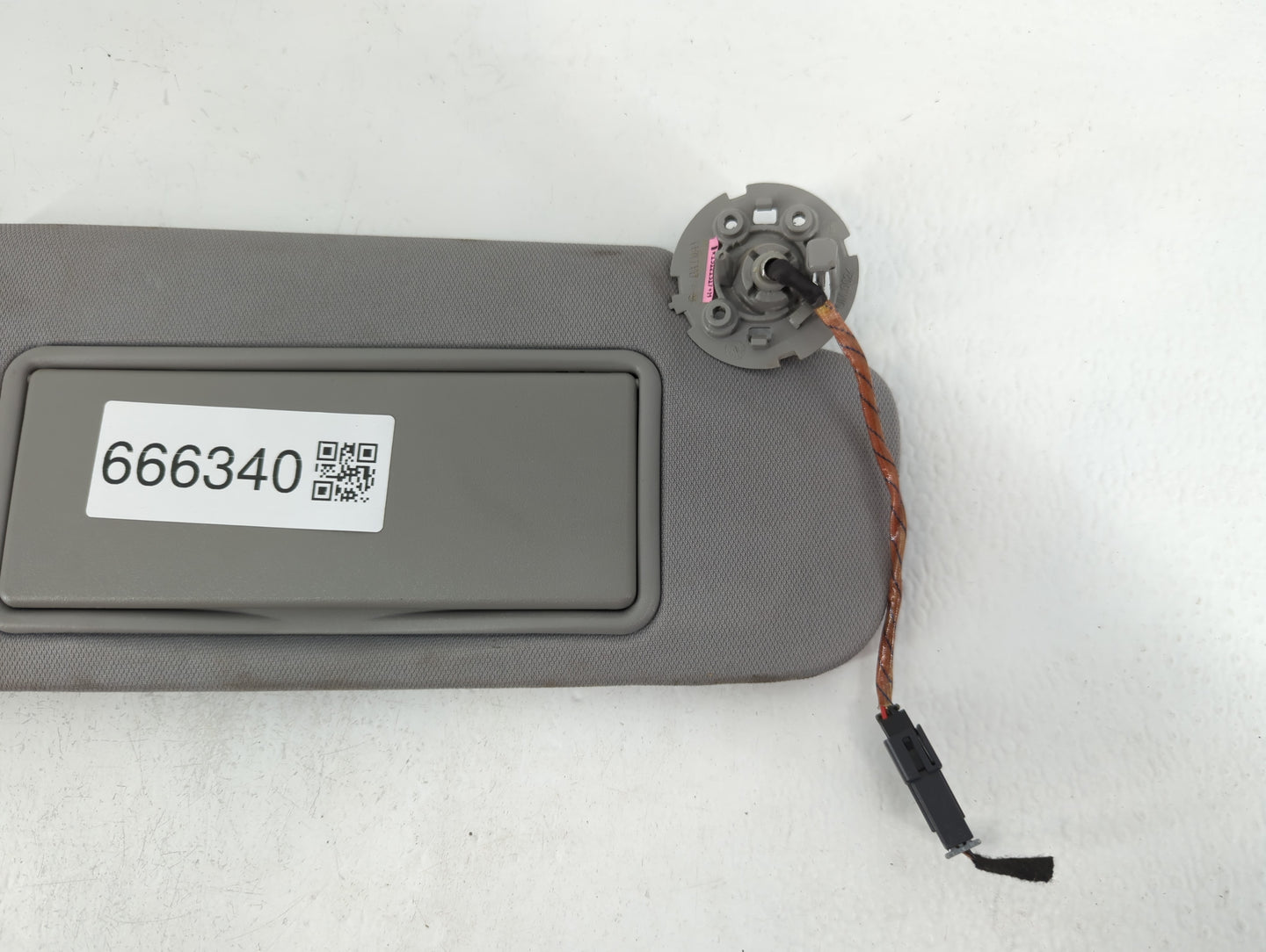 2016-2021 Chevrolet Malibu Sun Visor Shade Replacement Passenger Right Mirror Fits Fits 2016 2017 2018 2019 2020 2021 OEM Us