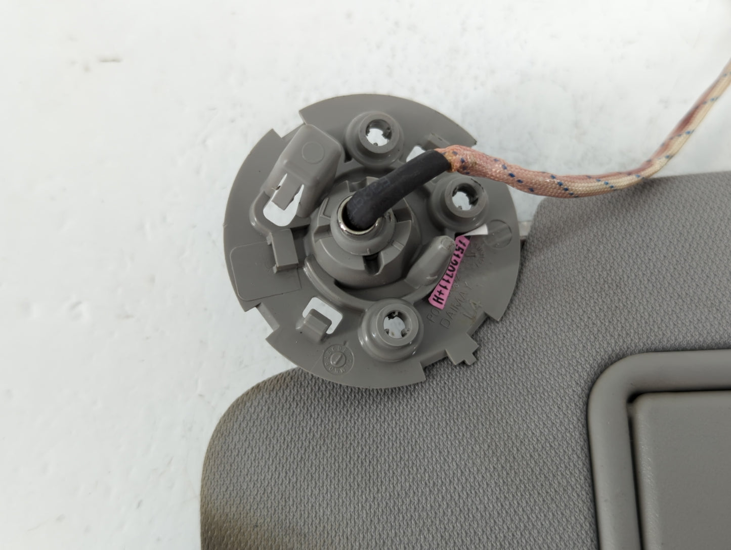 2016-2021 Chevrolet Malibu Sun Visor Shade Replacement Driver Left Mirror Fits Fits 2016 2017 2018 2019 2020 2021 OEM Used A