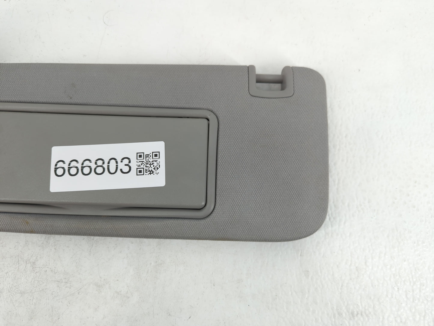 2016-2021 Chevrolet Malibu Sun Visor Shade Replacement Driver Left Mirror Fits Fits 2016 2017 2018 2019 2020 2021 OEM Used A