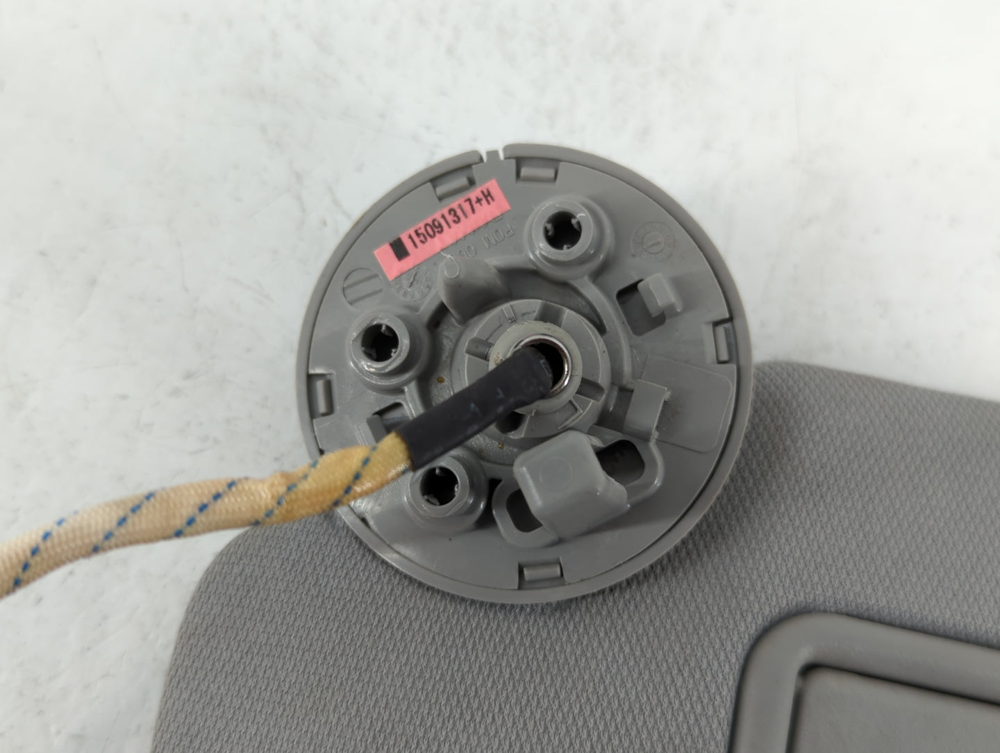 2016-2021 Chevrolet Malibu Sun Visor Shade Replacement Driver Left Mirror Fits Fits 2016 2017 2018 2019 2020 2021 OEM Used A