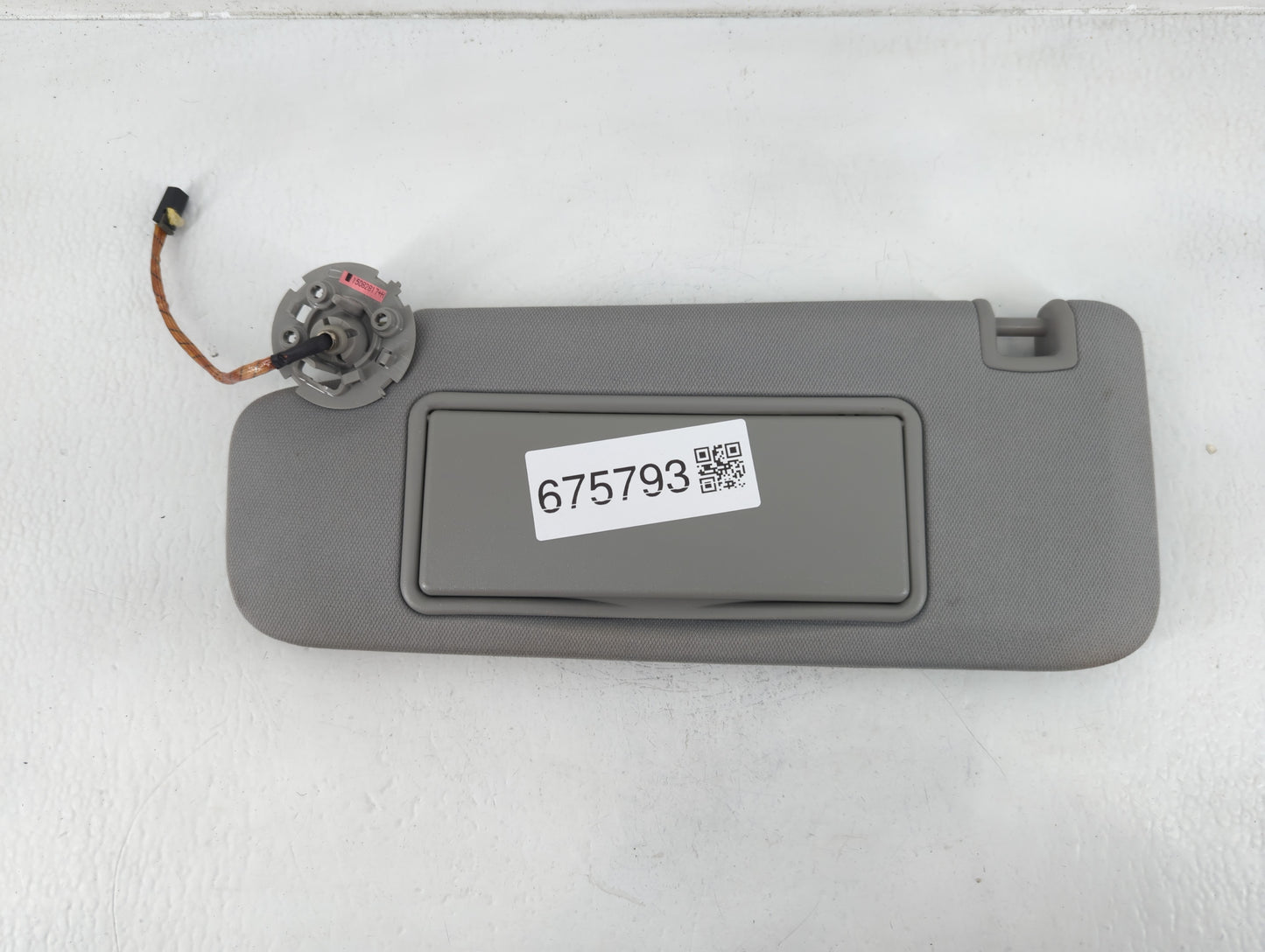 2016-2021 Chevrolet Malibu Sun Visor Shade Replacement Driver Left Mirror Fits Fits 2016 2017 2018 2019 2020 2021 OEM Used A