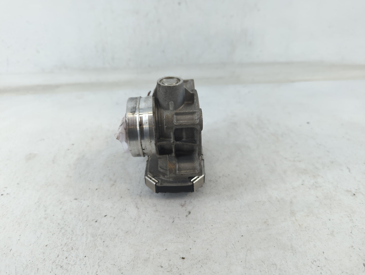 2016-2021 Chevrolet Malibu Throttle Body P/N:12659491BA Fits Fits 2016 2017 2018 2019 2020 2021 2022 OEM Used Auto Parts - O