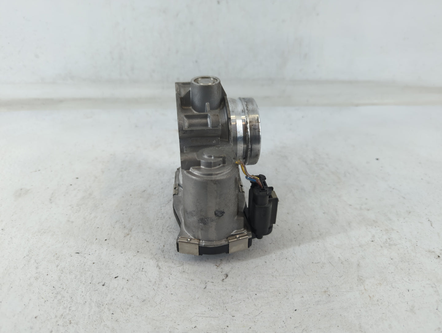 2016-2021 Chevrolet Malibu Throttle Body P/N:12659491BA Fits Fits 2016 2017 2018 2019 2020 2021 2022 OEM Used Auto Parts - O