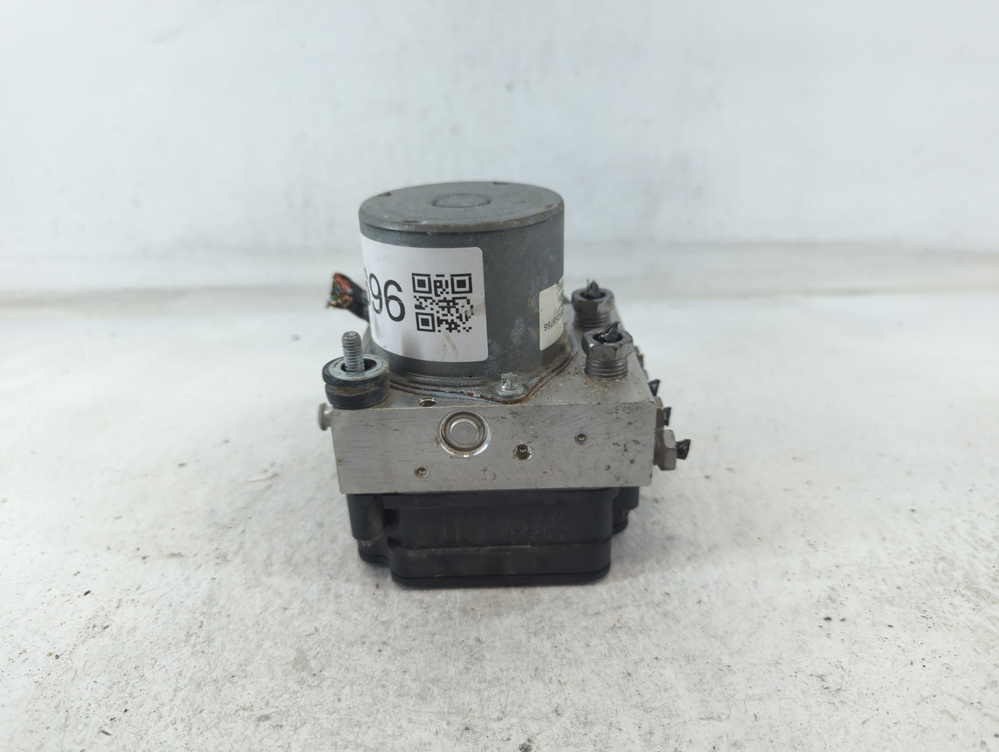2016 Chevrolet Malibu ABS Pump Control Module Replacement P/N:0405 2341, 065055766 Fits OEM Used Auto Parts - Oemusedautopar