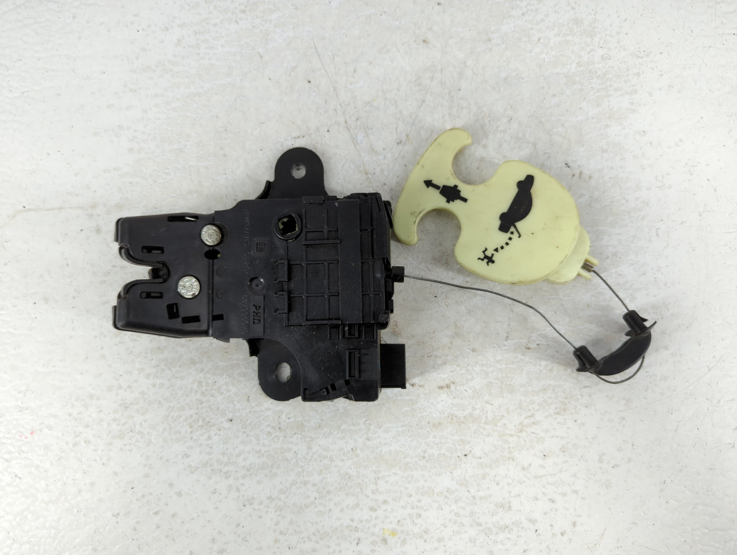 2016 Chevrolet Malibu Front Driver Left Lock Actuator - Oemusedautoparts1.com