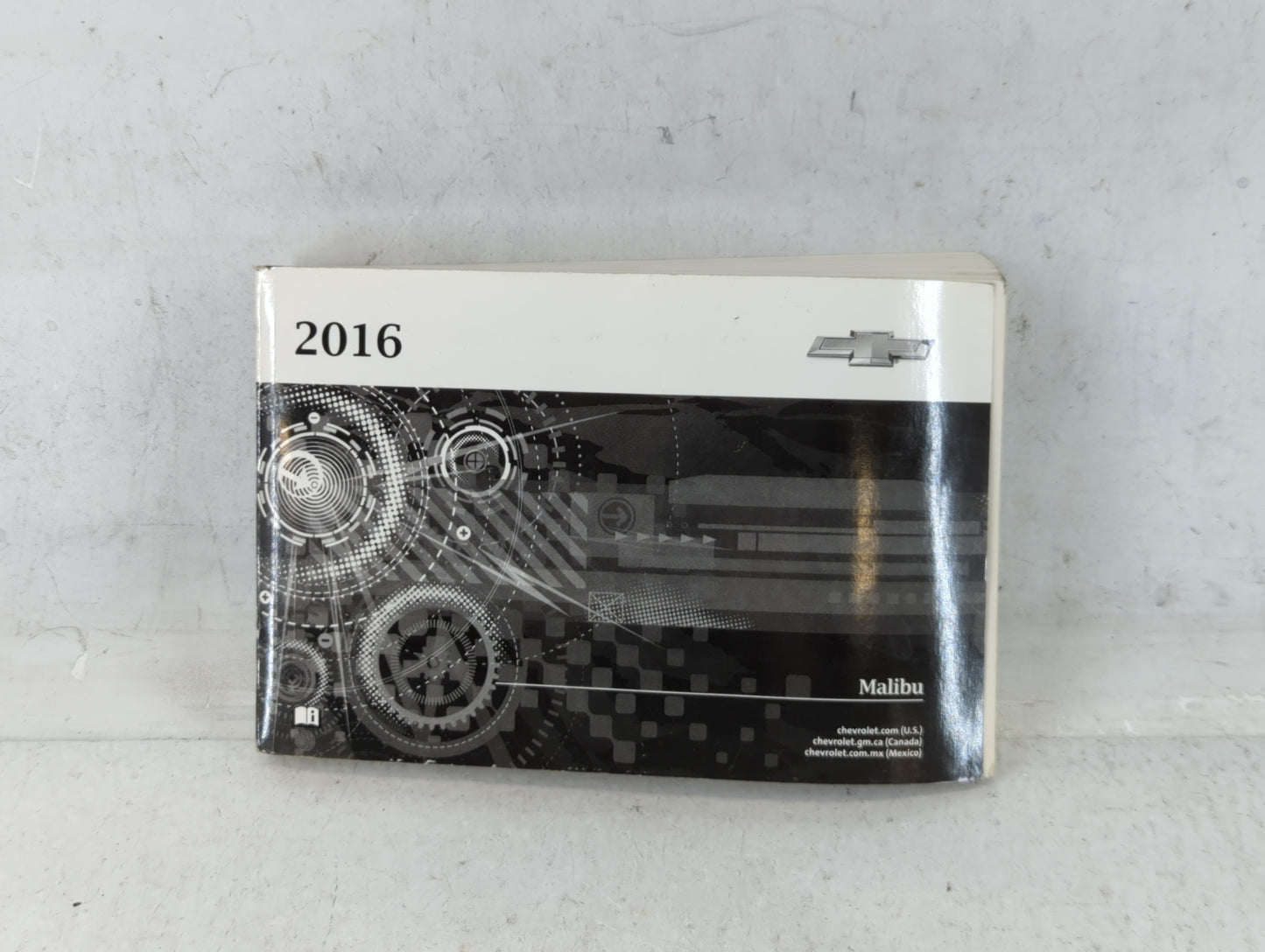 2016 Chevrolet Malibu Owners Manual Book Guide P/N:2342439 B OEM Used Auto Parts - Oemusedautoparts1.com