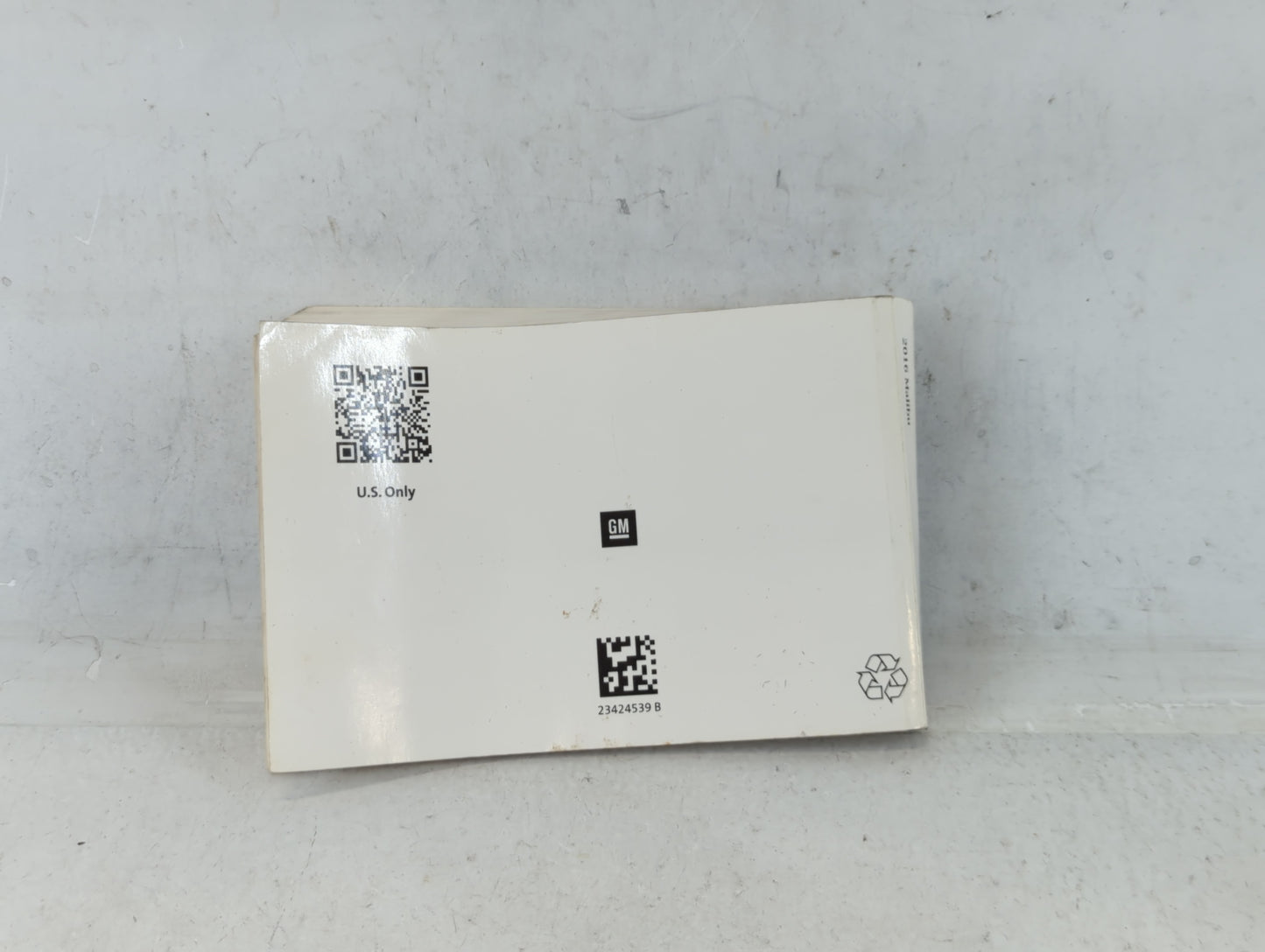 2016 Chevrolet Malibu Owners Manual Book Guide P/N:2342439 B OEM Used Auto Parts - Oemusedautoparts1.com