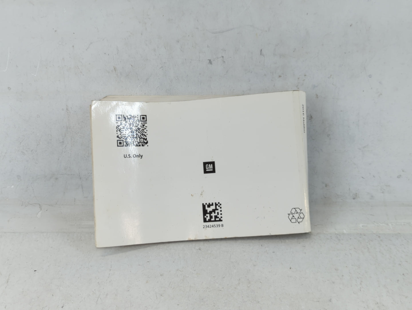 2016 Chevrolet Malibu Owners Manual Book Guide P/N:2342439 B OEM Used Auto Parts - Oemusedautoparts1.com