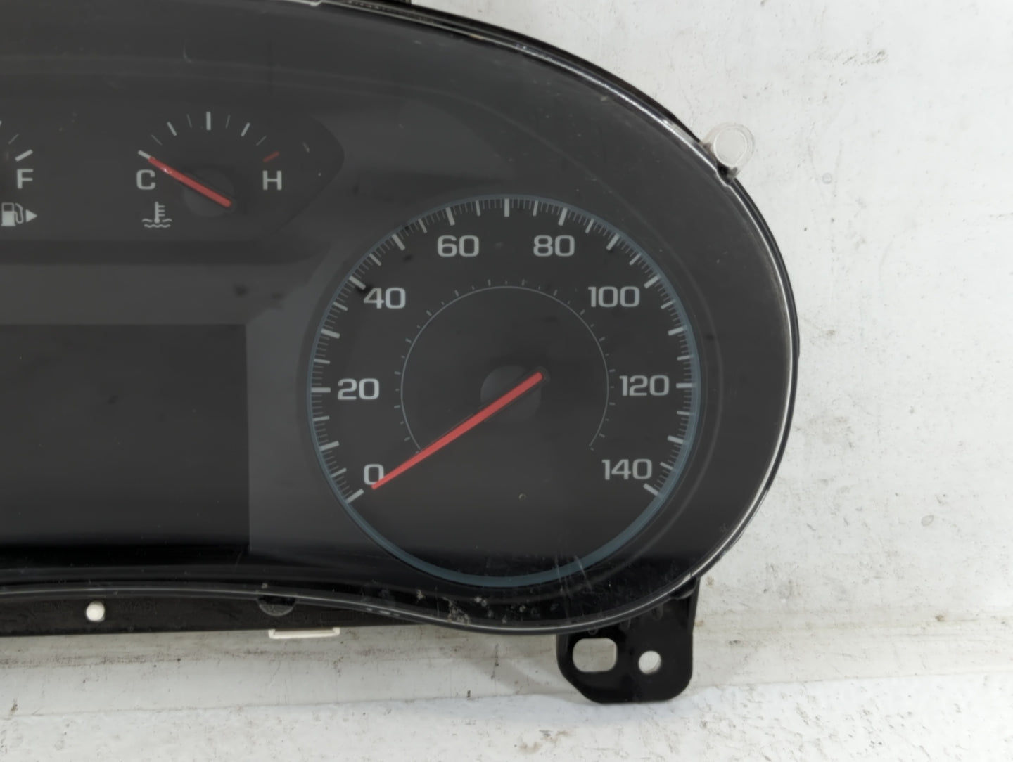 2016 Chevrolet Malibu Instrument Cluster Speedometer Gauges P/N:84057458 Fits OEM Used Auto Parts - Oemusedautoparts1.com