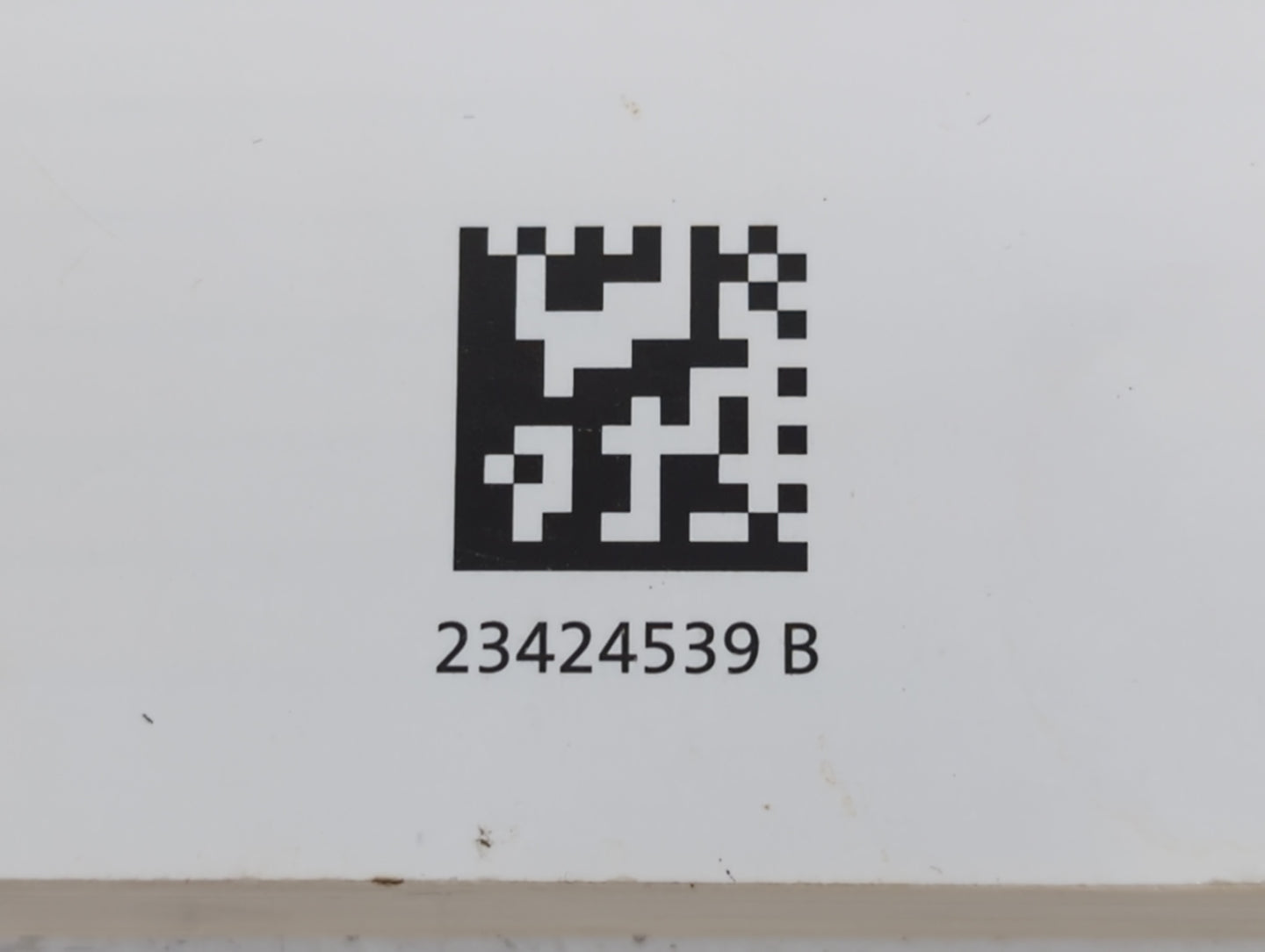 2016 Chevrolet Malibu Owners Manual Book Guide P/N:23424539 B OEM Used Auto Parts - Oemusedautoparts1.com