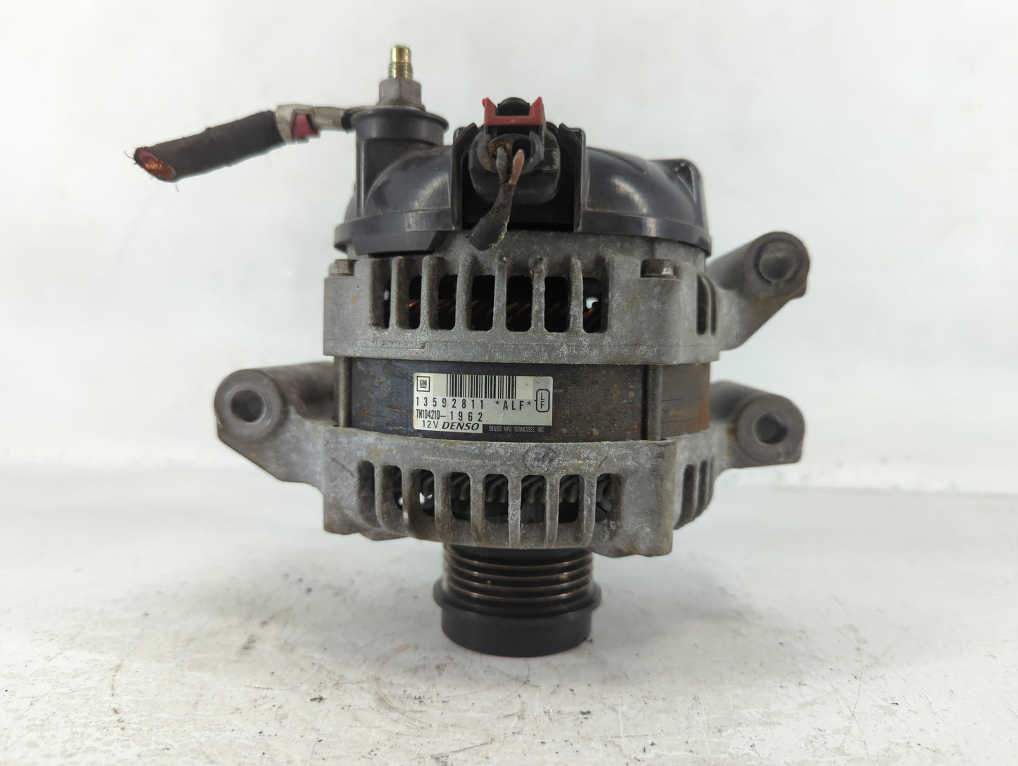 2013-2021 Chevrolet Malibu Alternator Replacement Generator Charging Assembly Engine OEM P/N:TN104210-1962 13592811 Fits OEM