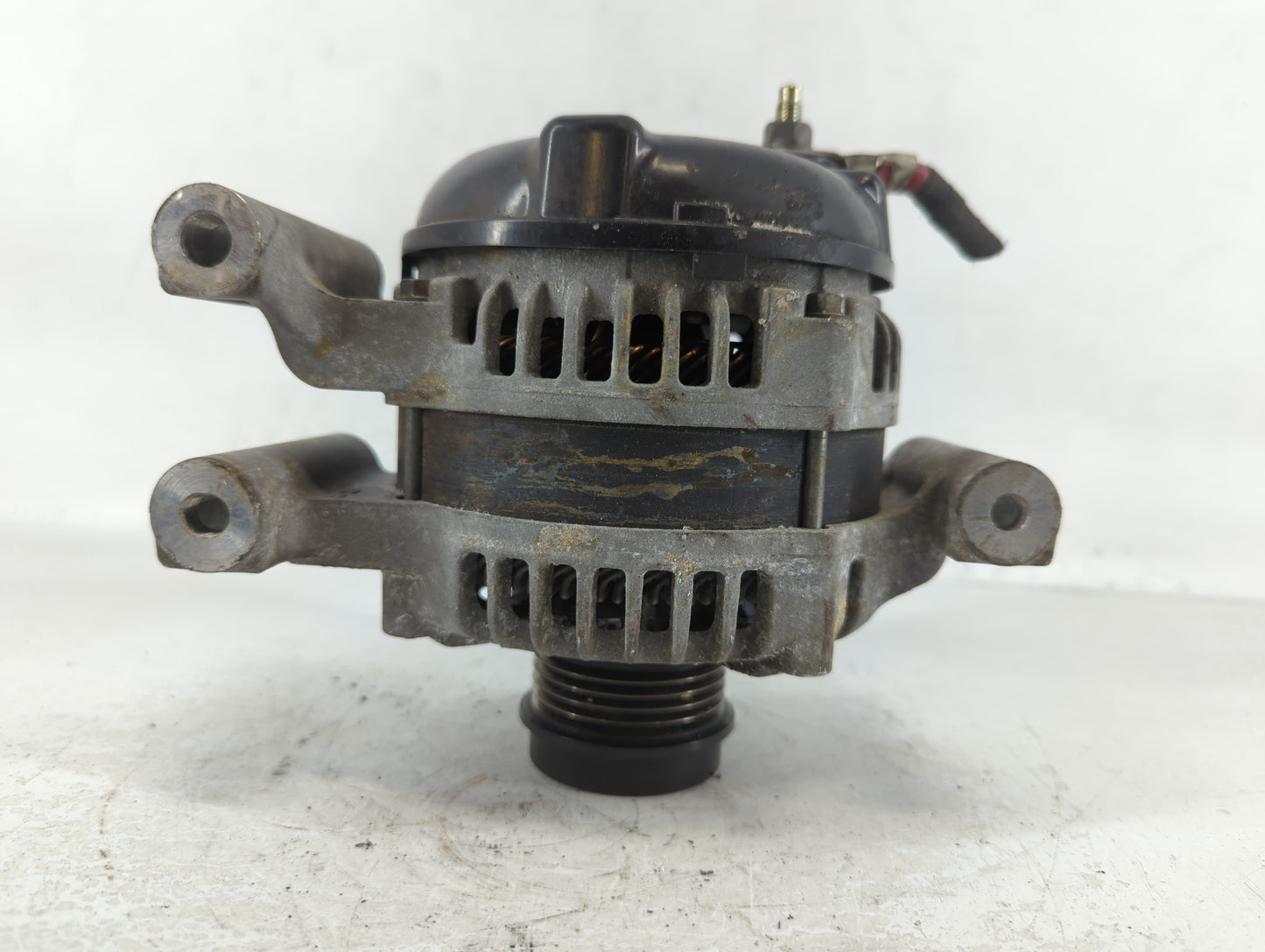 2013-2021 Chevrolet Malibu Alternator Replacement Generator Charging Assembly Engine OEM P/N:TN104210-1962 13592811 Fits OEM