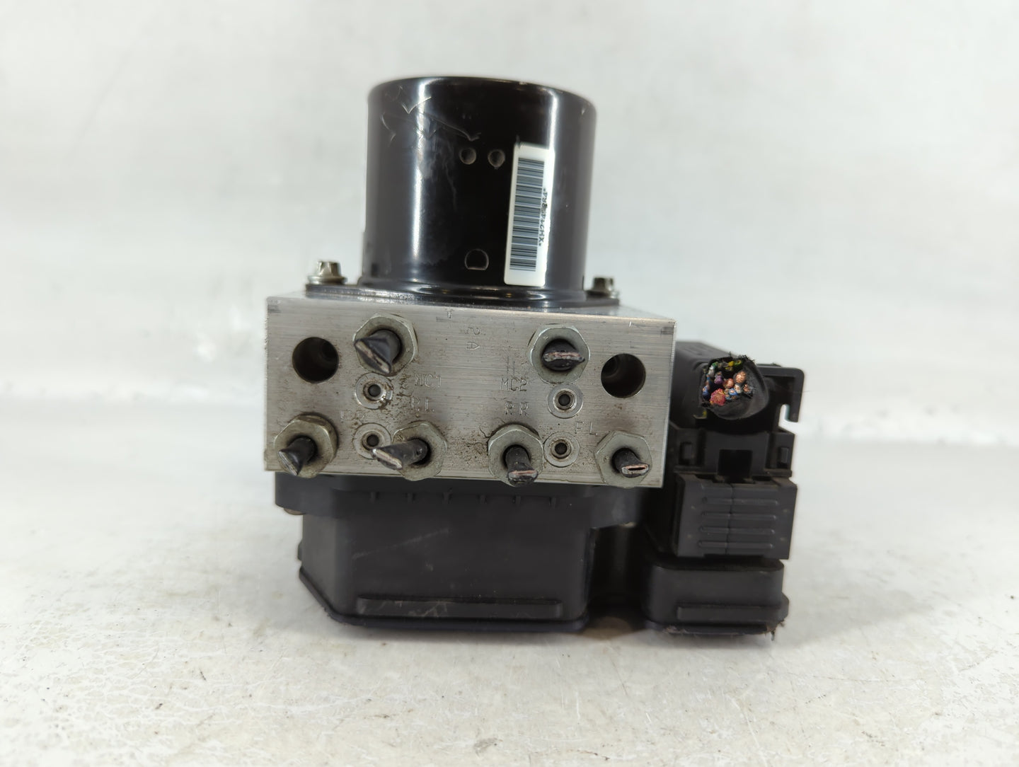2016-2019 Chevrolet Malibu Throttle Body Fits Fits 2016 2017 2018 2019 OEM Used Auto Parts - Oemusedautoparts1.com