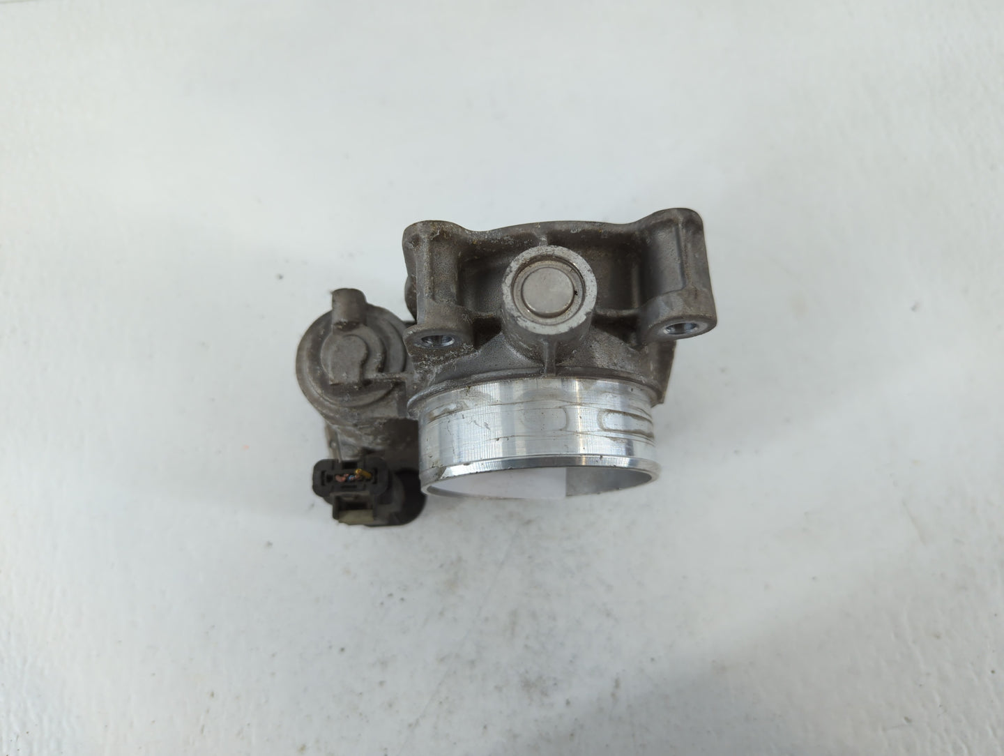 2016 Chevrolet Malibu Throttle Body P/N:126272 Fits Fits 2017 2018 2019 2020 2021 2022 OEM Used Auto Parts - Oemusedautopart