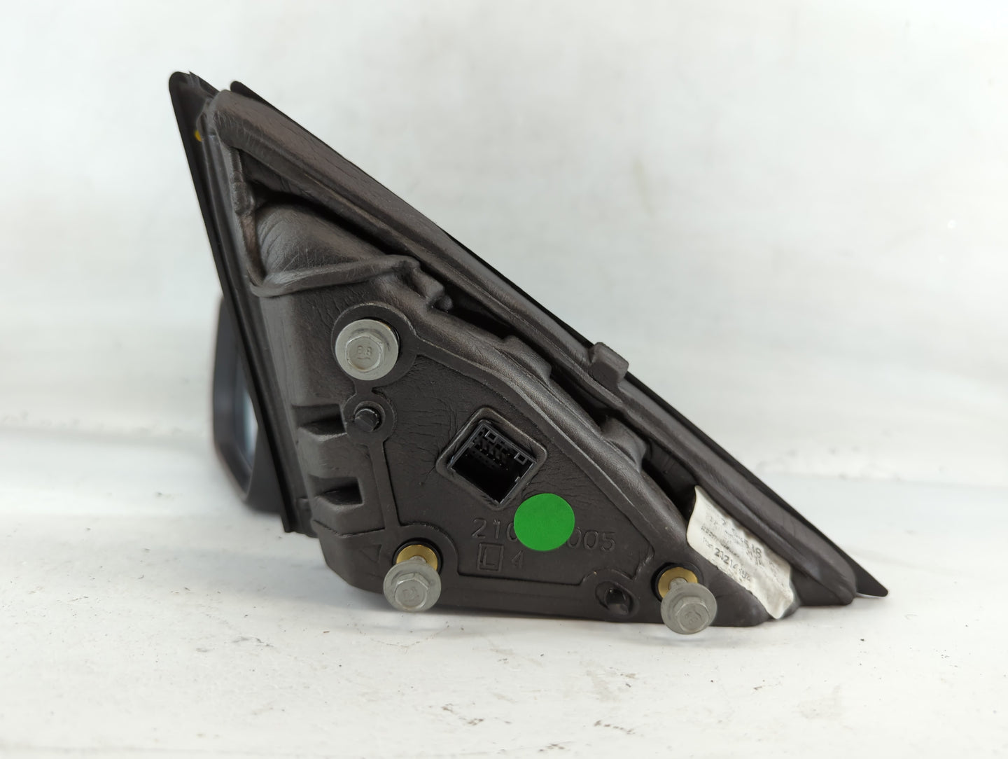 2016-2018 Chevrolet Malibu Driver Side View Mirror - Left Door Mirror OEM Used - Oemusedautoparts1.com