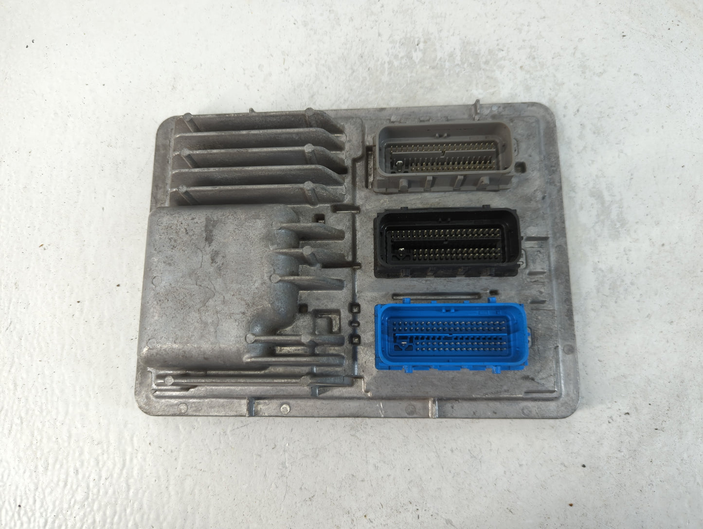 2016 Chevrolet Malibu PCM Engine Control Computer ECU ECM PCU OEM P/N:12675580 Fits OEM Used Auto Parts - Oemusedautoparts1.