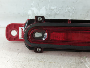 2016 Chevrolet Malibu Third Brake Light Tail Light P/N:22909969 Fits OEM Used Auto Parts