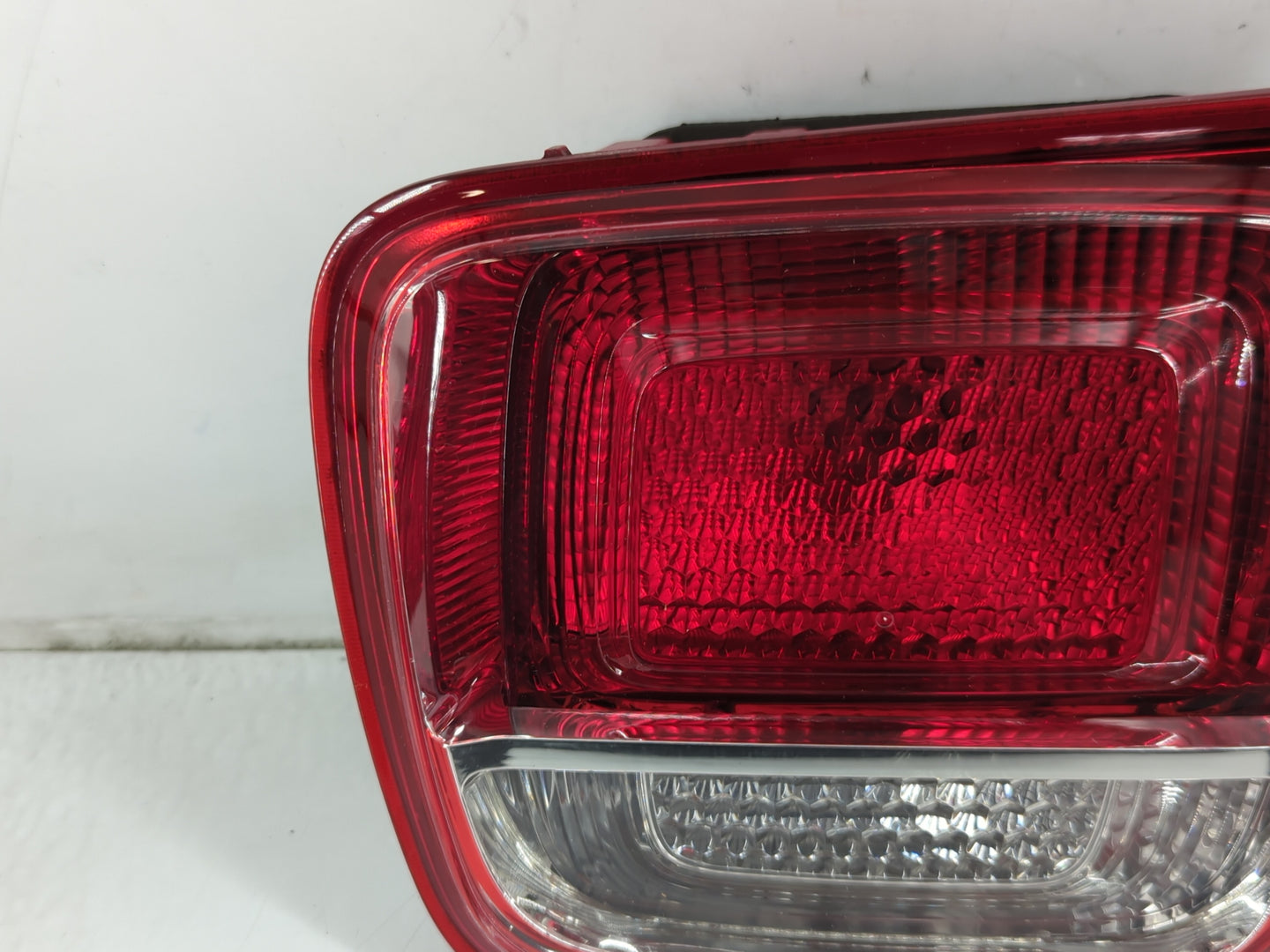 2013-2016 Chevrolet Malibu Tail Light Assembly Passenger Right OEM Fits Fits 2013 2014 2015 2016 OEM Used Auto Parts - Oemus