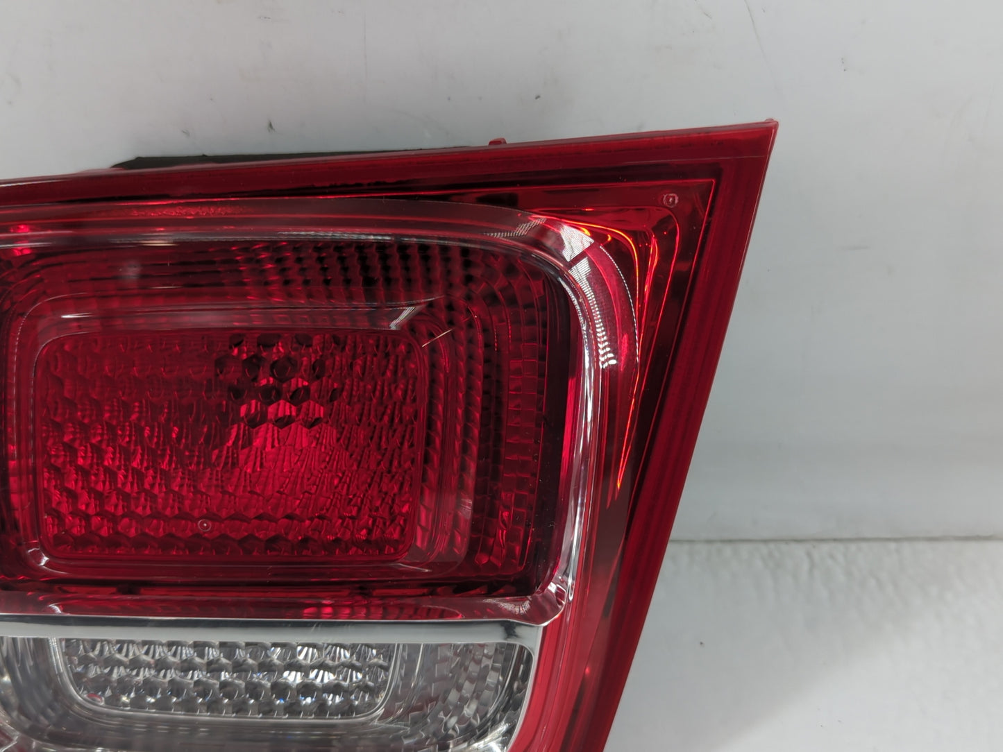 2013-2016 Chevrolet Malibu Tail Light Assembly Passenger Right OEM Fits Fits 2013 2014 2015 2016 OEM Used Auto Parts - Oemus