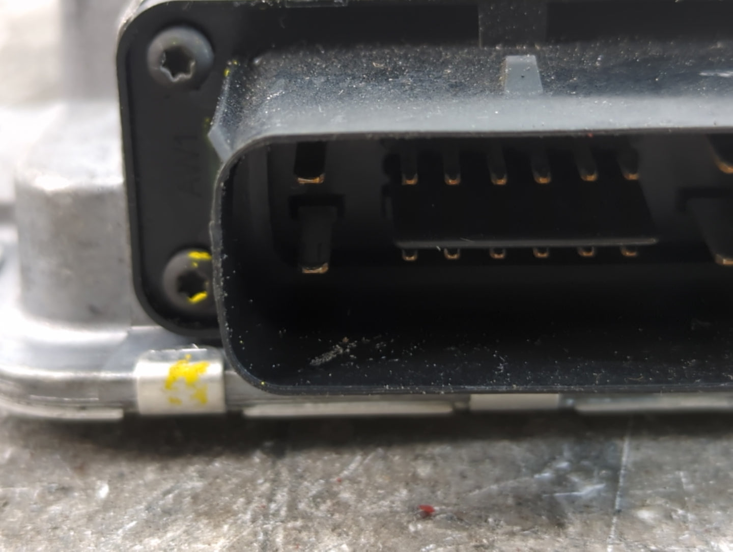 2016-2019 Chevrolet Malibu Traction Control Module 23482909 - Oemusedautoparts1.com
