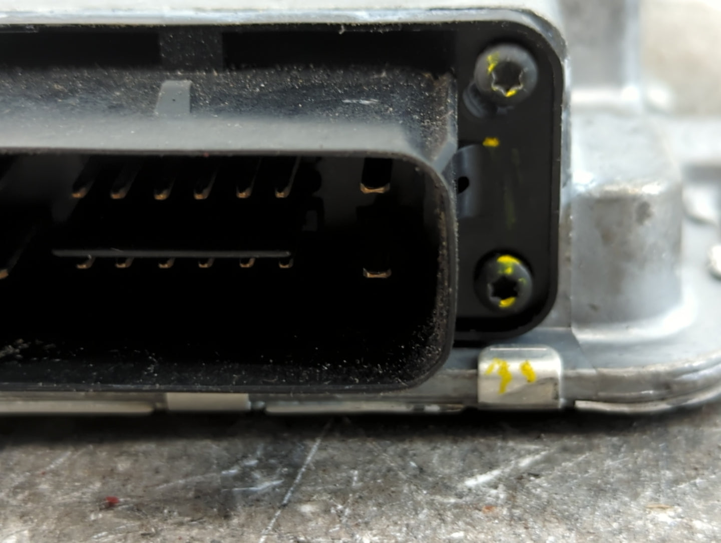 2016-2019 Chevrolet Malibu Traction Control Module 23482909 - Oemusedautoparts1.com