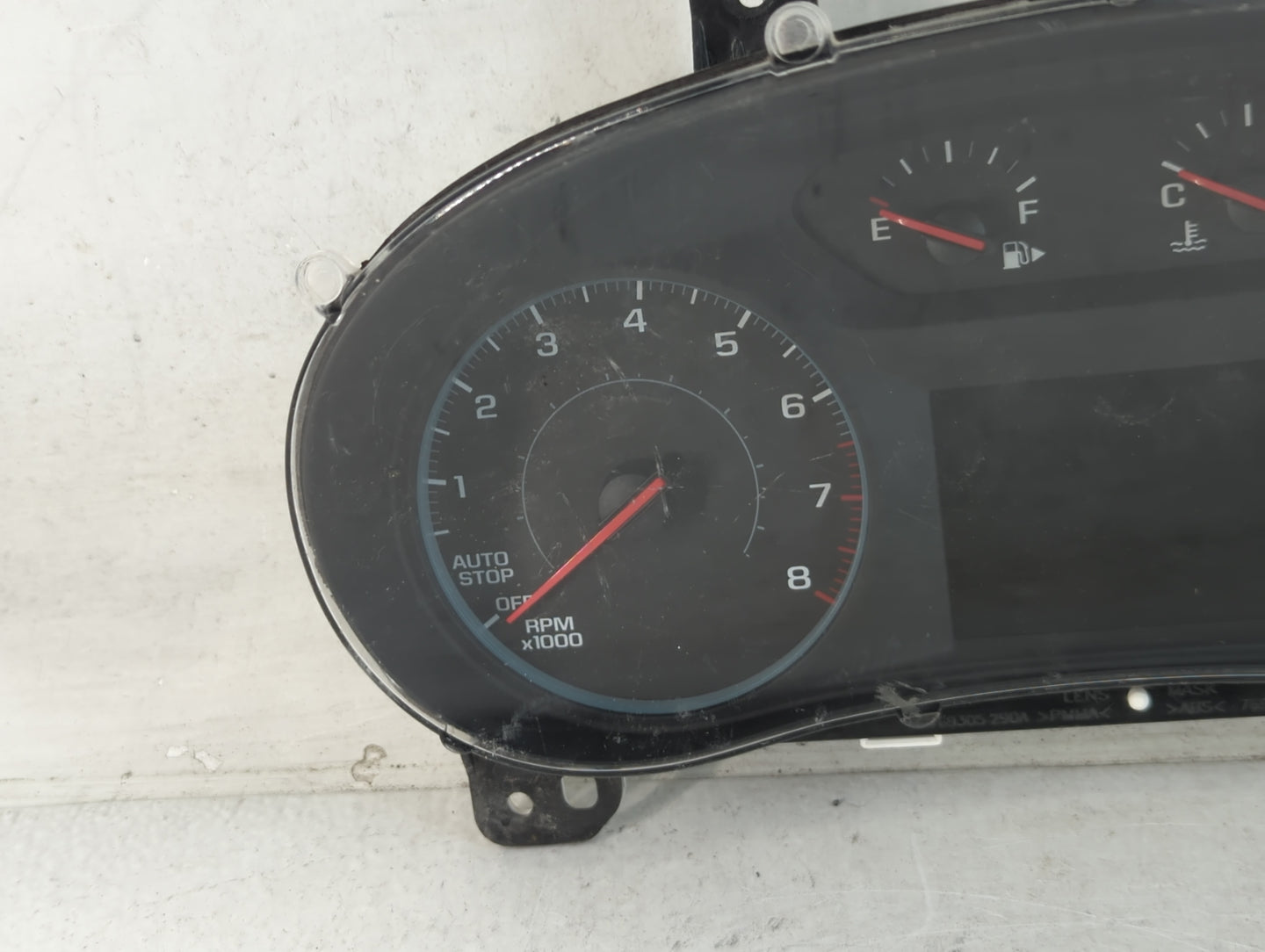 2016 Chevrolet Malibu Instrument Cluster Speedometer Gauges P/N:84057458 Fits OEM Used Auto Parts - Oemusedautoparts1.com