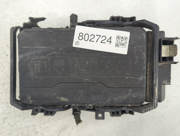 2016 Chevrolet Malibu Fusebox Fuse Box Panel Relay Module Fits OEM Used Auto Parts - Oemusedautoparts1.com