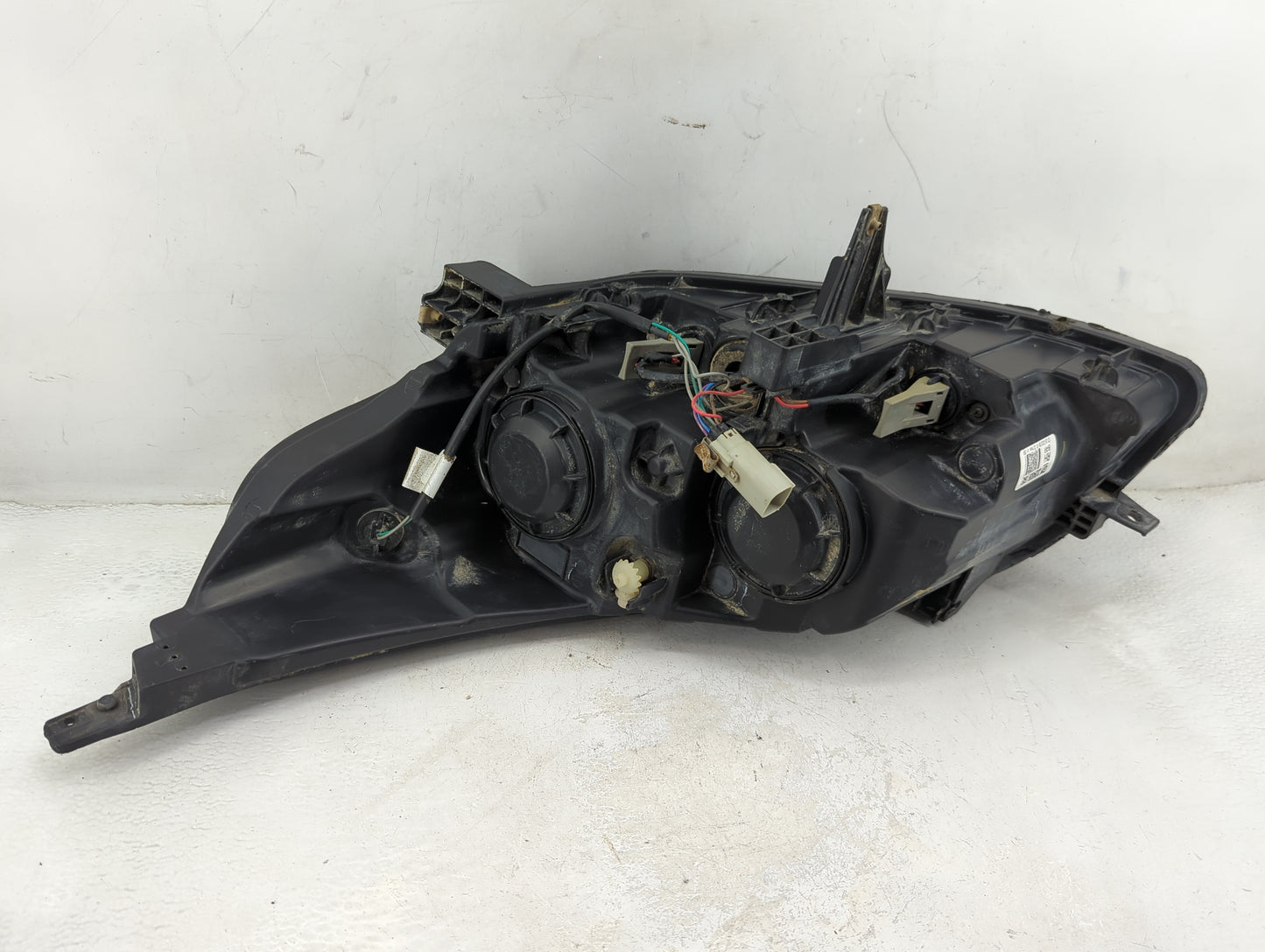 2013-2016 Chevrolet Malibu Passenger Right Oem Head Light Headlight Lamp - Oemusedautoparts1.com