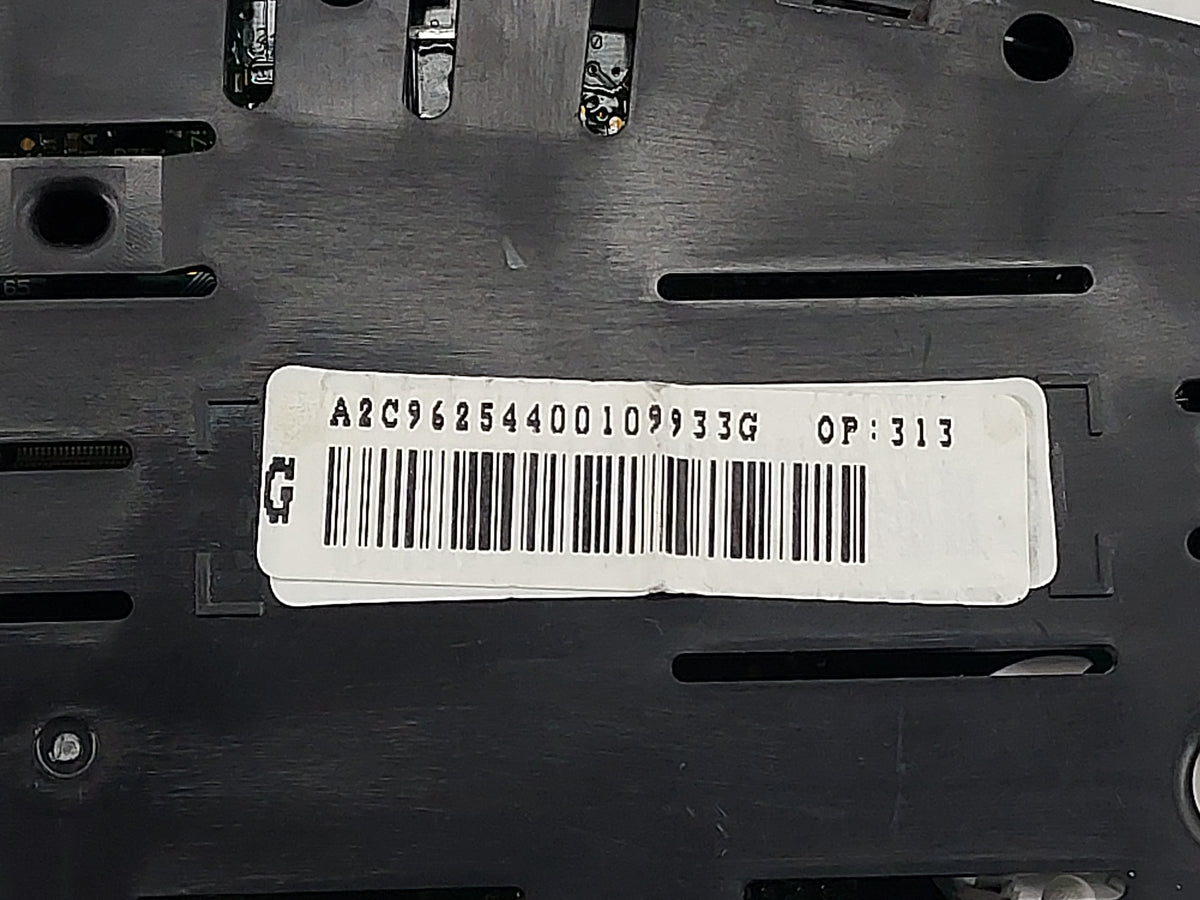 2014-2016 Chevrolet Malibu Instrument Cluster Speedometer Gauges Miles:112K Fits Fits 2014 2015 2016 OEM Used Auto Parts - O