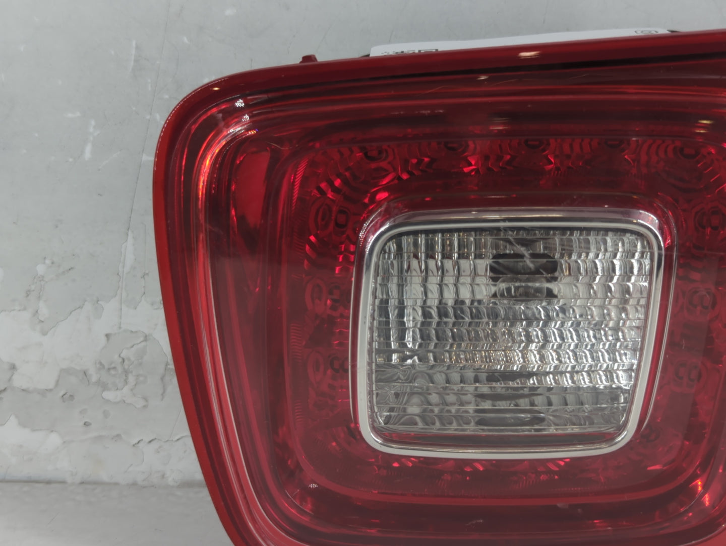 2016-2018 Chevrolet Malibu Tail Light Assembly Passenger Right OEM Fits Fits 2016 2017 2018 OEM Used Auto Parts - Oemusedaut
