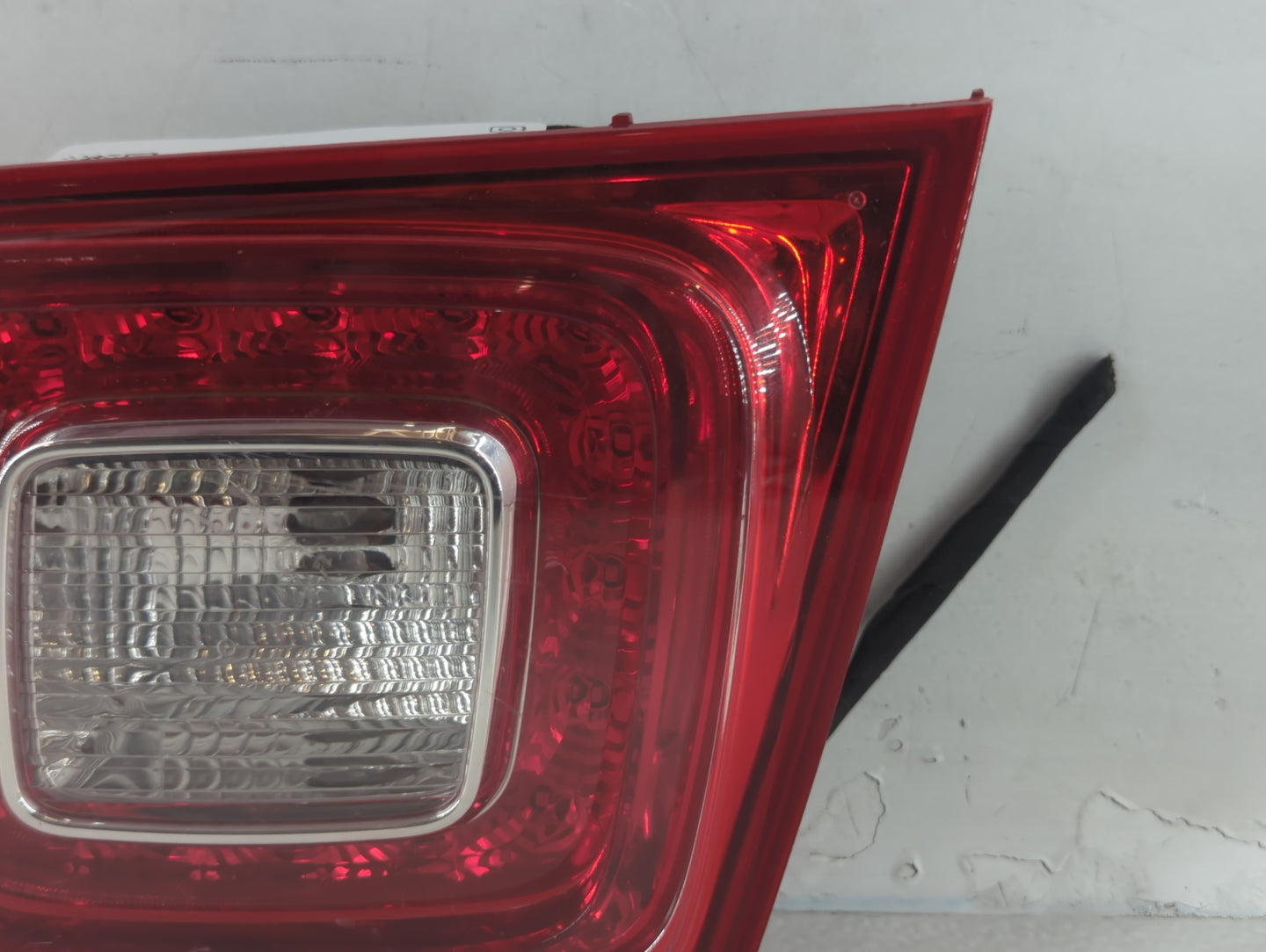 2016-2018 Chevrolet Malibu Tail Light Assembly Passenger Right OEM Fits Fits 2016 2017 2018 OEM Used Auto Parts - Oemusedaut