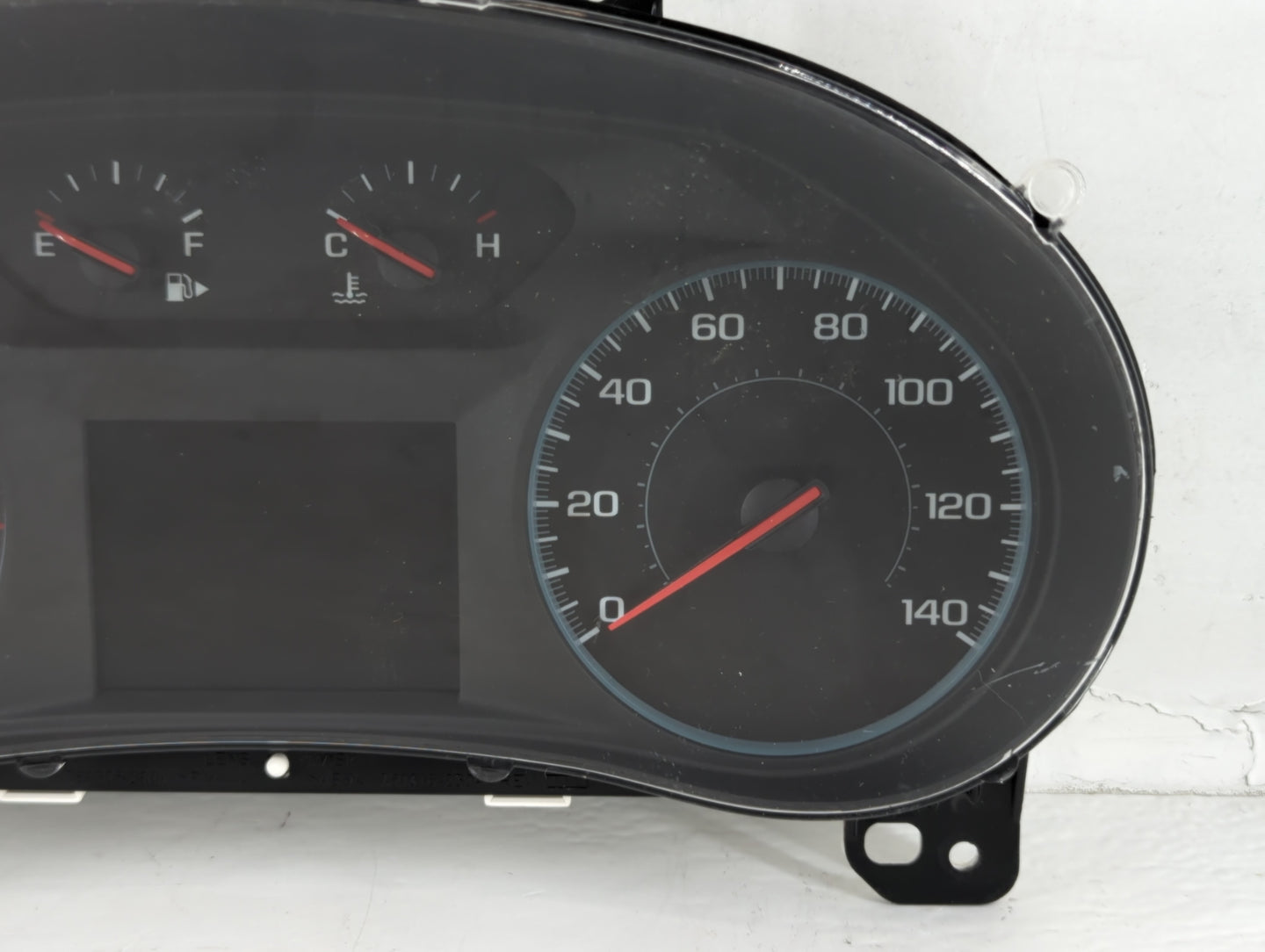 2016 Chevrolet Malibu Instrument Cluster Speedometer Gauges P/N:812372274 Fits OEM Used Auto Parts - Oemusedautoparts1.com