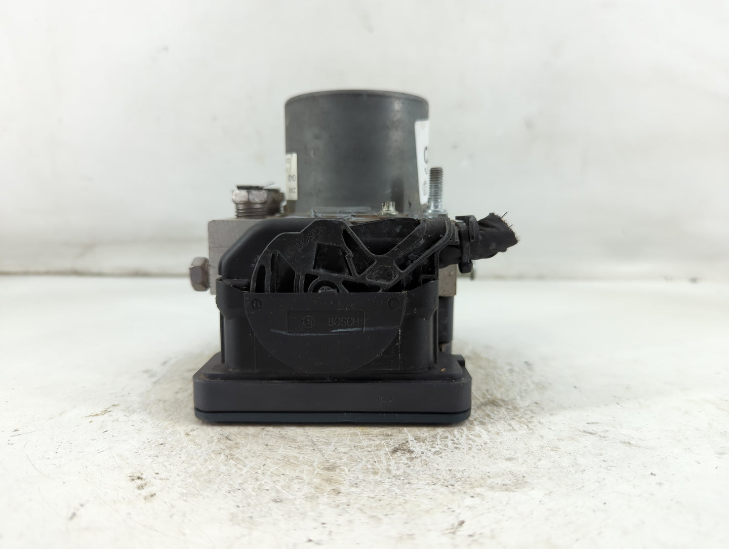2016 Chevrolet Malibu ABS Pump Control Module Replacement P/N:065055766 23410405 Fits OEM Used Auto Parts - Oemusedautoparts