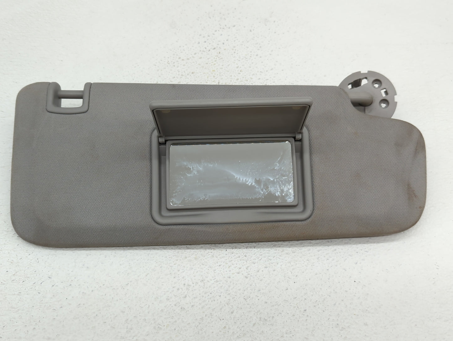 2016 Chevrolet Malibu Sun Visor Shade Replacement Passenger Right Mirror Fits Fits 2017 2018 2019 OEM Used Auto Parts - Oemu