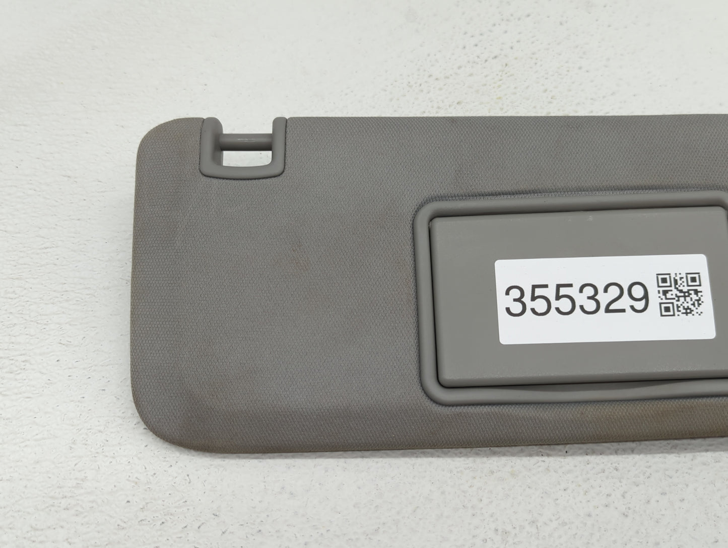 2016 Chevrolet Malibu Sun Visor Shade Replacement Passenger Right Mirror Fits Fits 2017 2018 2019 OEM Used Auto Parts - Oemu