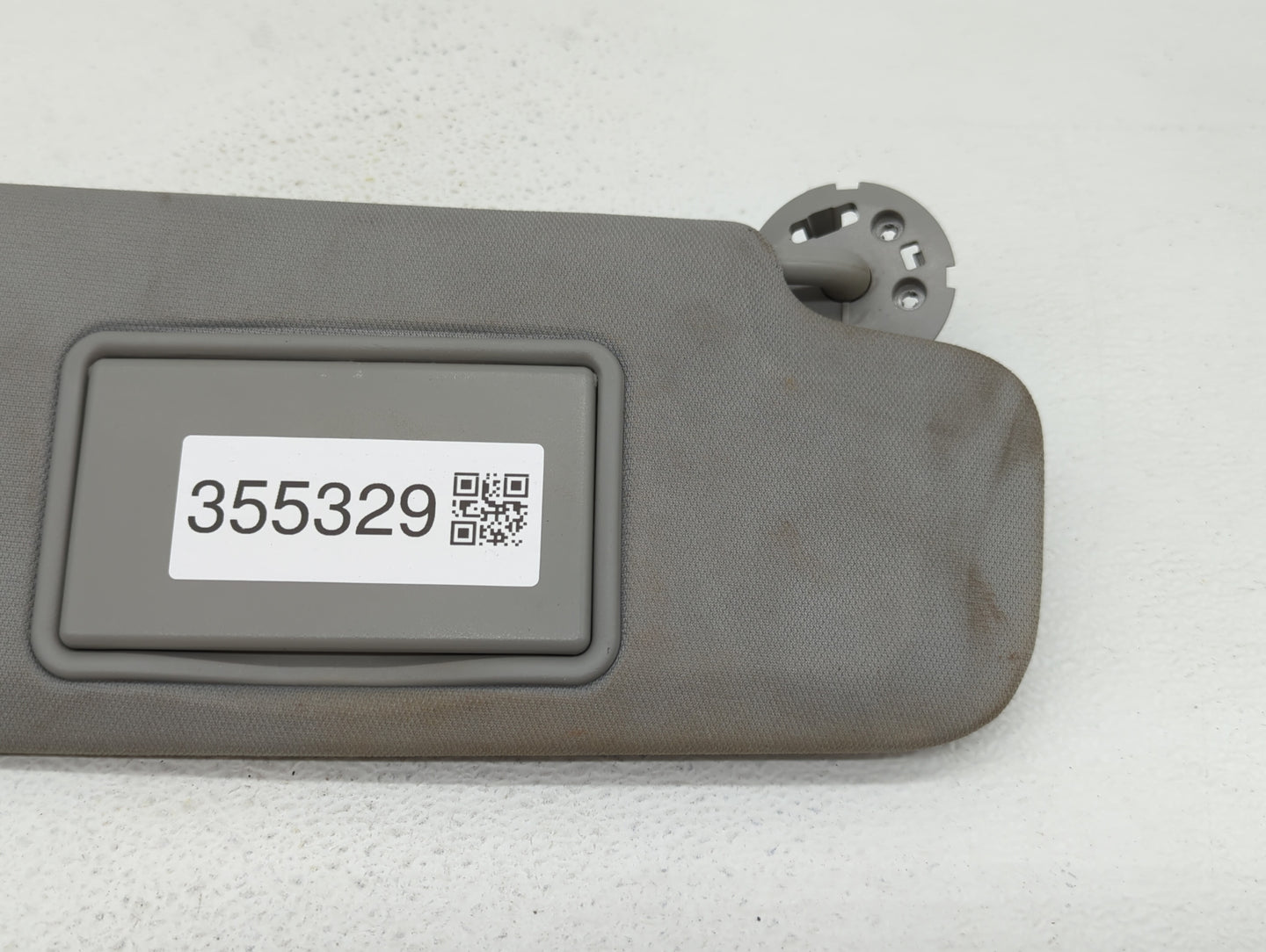 2016 Chevrolet Malibu Sun Visor Shade Replacement Passenger Right Mirror Fits Fits 2017 2018 2019 OEM Used Auto Parts - Oemu