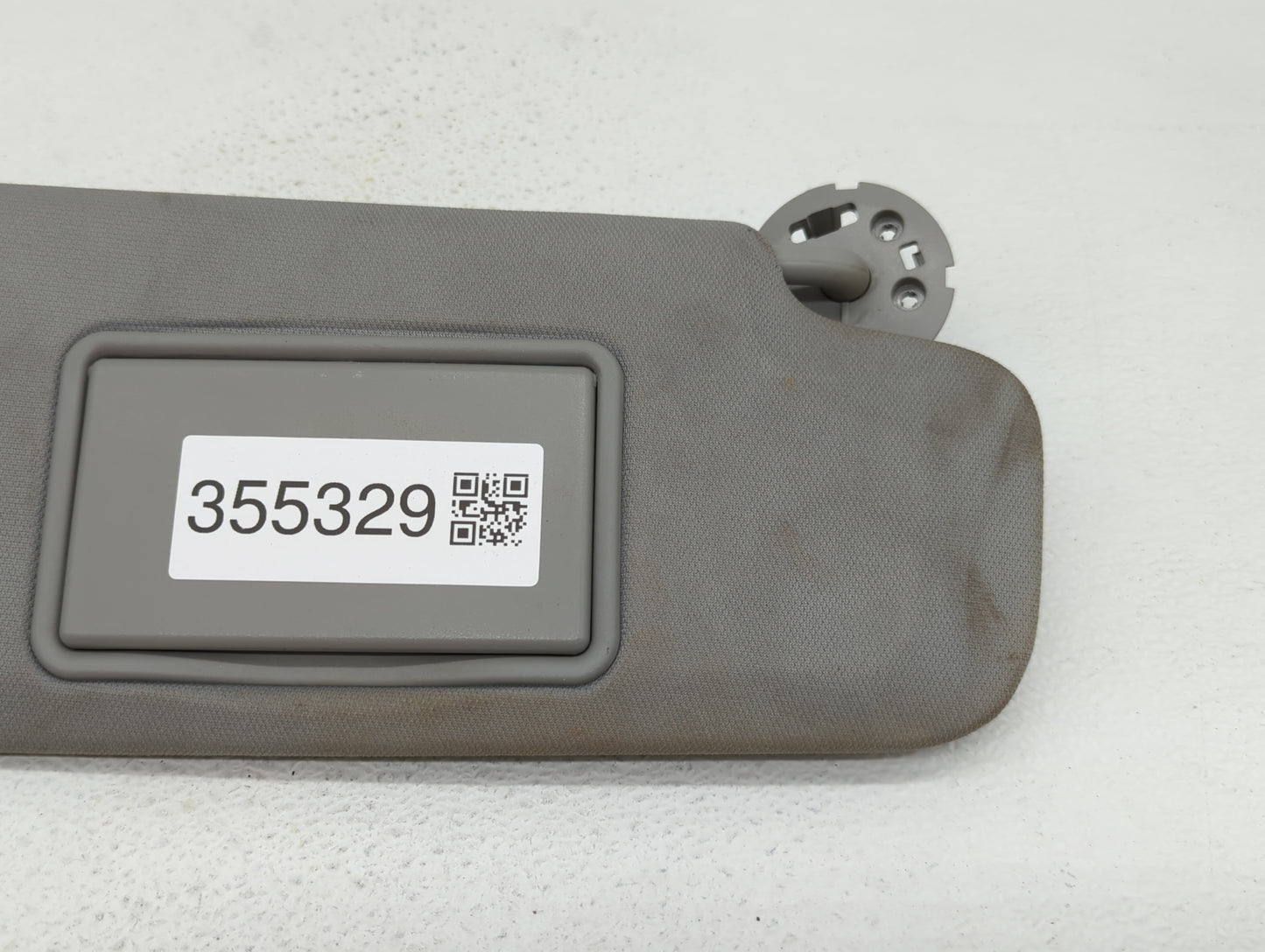 2016 Chevrolet Malibu Sun Visor Shade Replacement Passenger Right Mirror Fits Fits 2017 2018 2019 OEM Used Auto Parts - Oemu