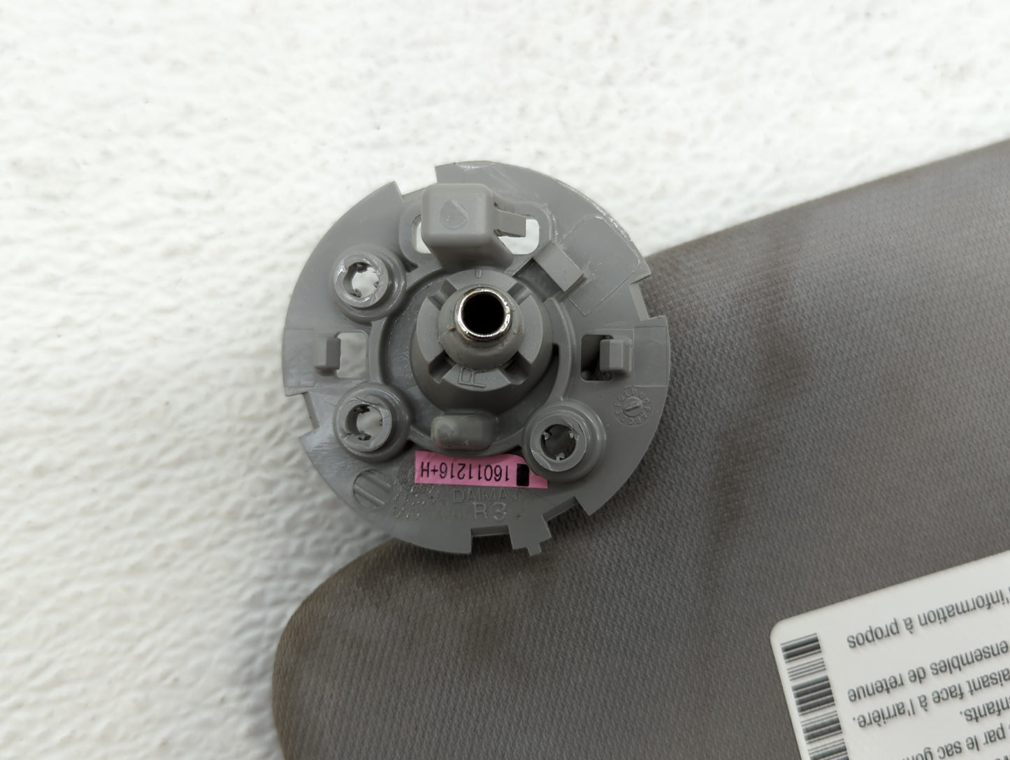 2016 Chevrolet Malibu Sun Visor Shade Replacement Passenger Right Mirror Fits Fits 2017 2018 2019 OEM Used Auto Parts - Oemu