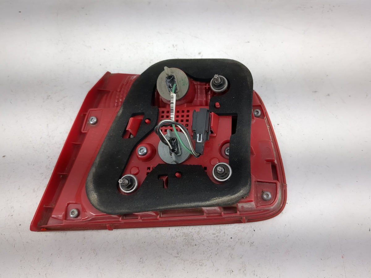 Chevrolet Malibu Limited Driver Left Side Deck Lid Mounted Tail Light 1223414 - Oemusedautoparts1.com