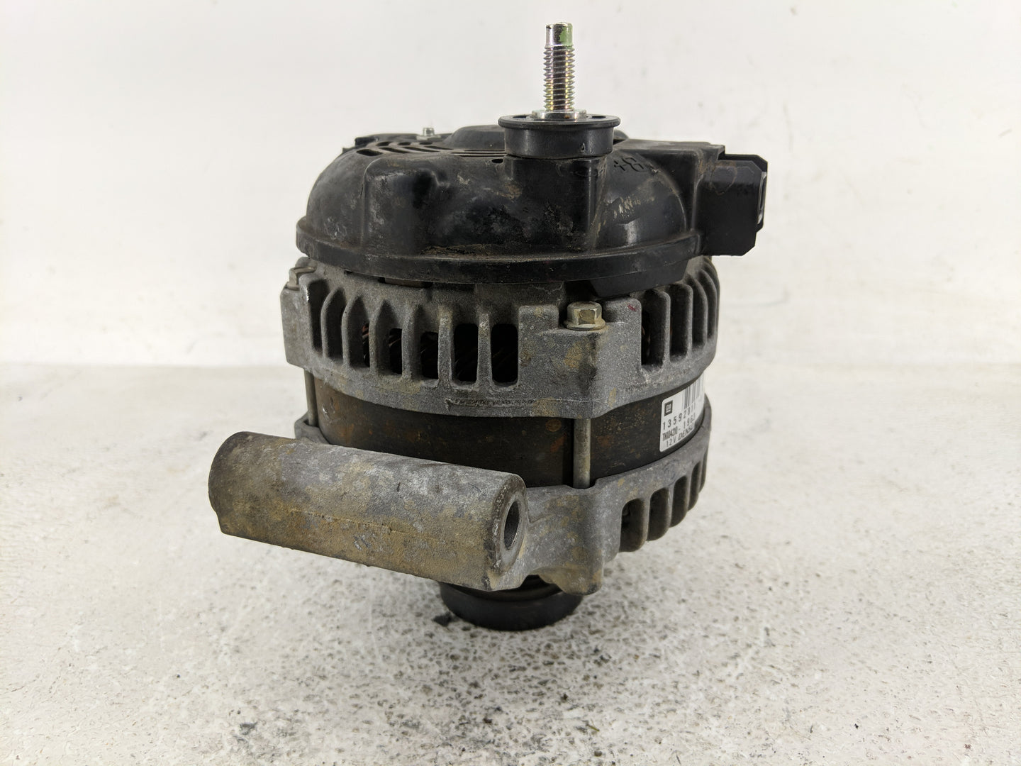 2016 Chevrolet Malibu Limited Alternator Replacement Generator Charging Assembly Engine OEM P/N:13592811 Fits OEM Used Auto 