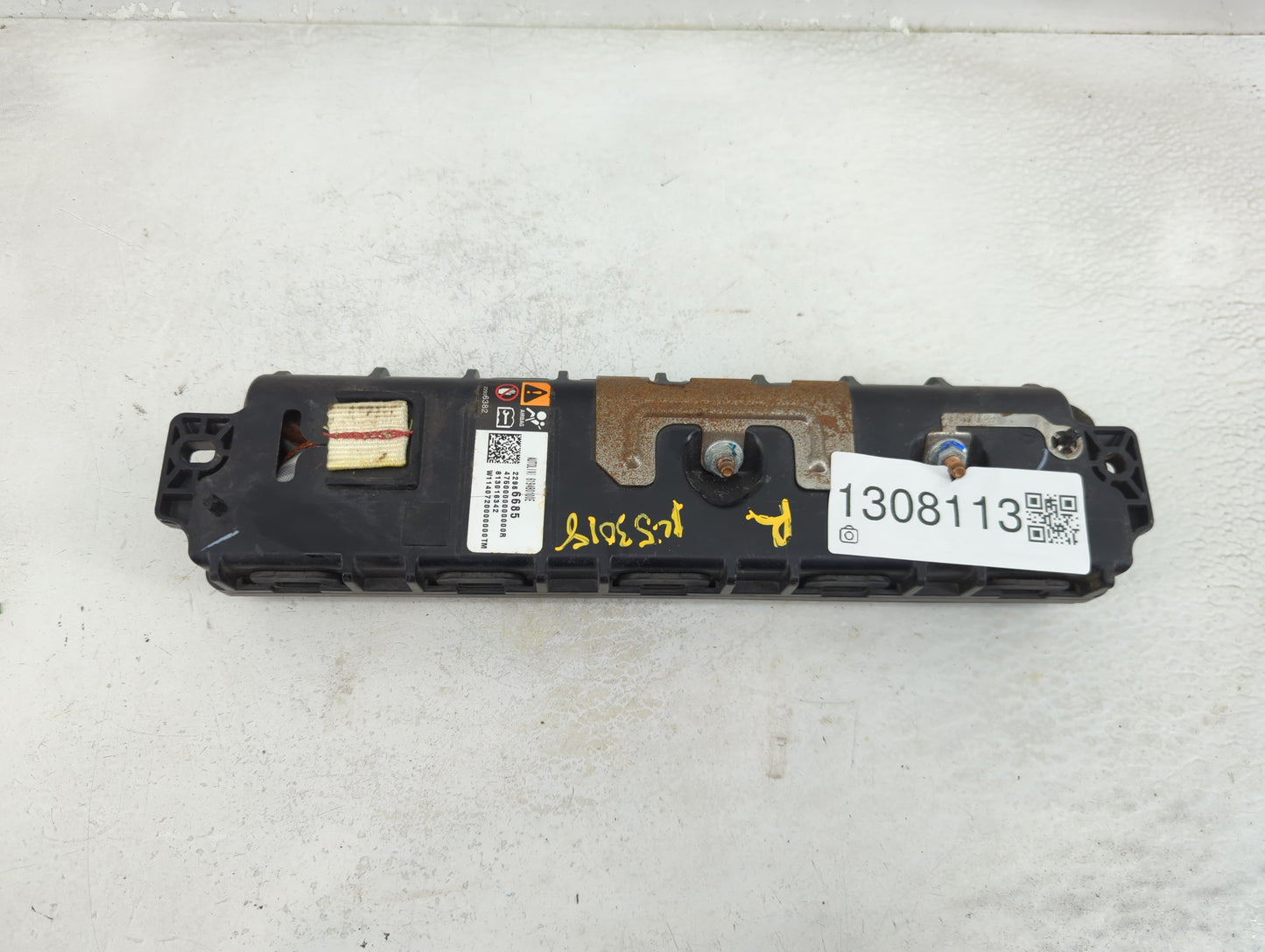 2016 Chevrolet Malibu Limited Air Bag Passenger Right Knee OEM P/N:22966685 Fits Fits 2013 2014 2015 2017 OEM Used Auto Part